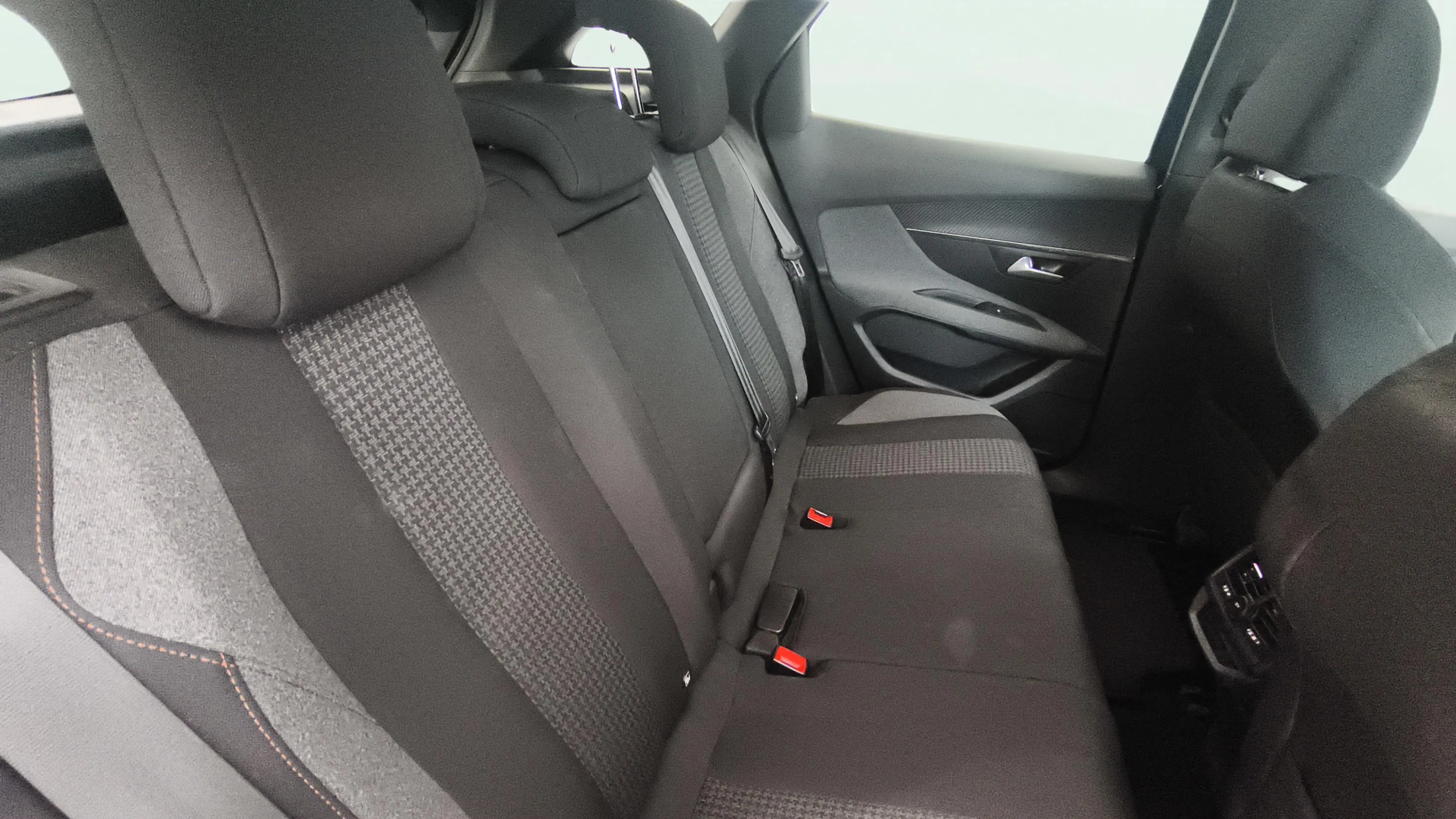 Peugeot 3008 1.5 BlueHDi Active - foto 9