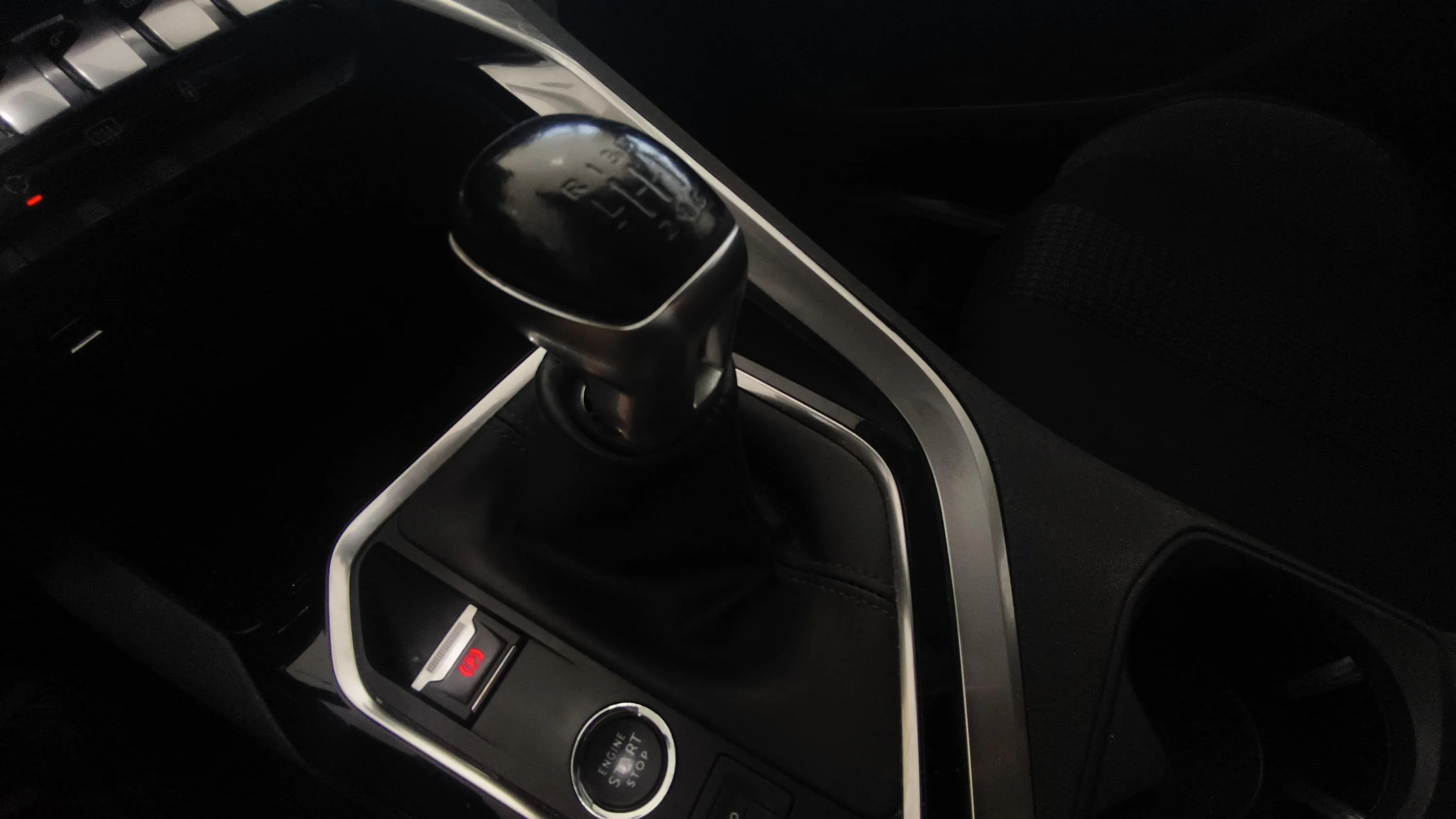 Peugeot 3008 1.5 BlueHDi Active - foto 15