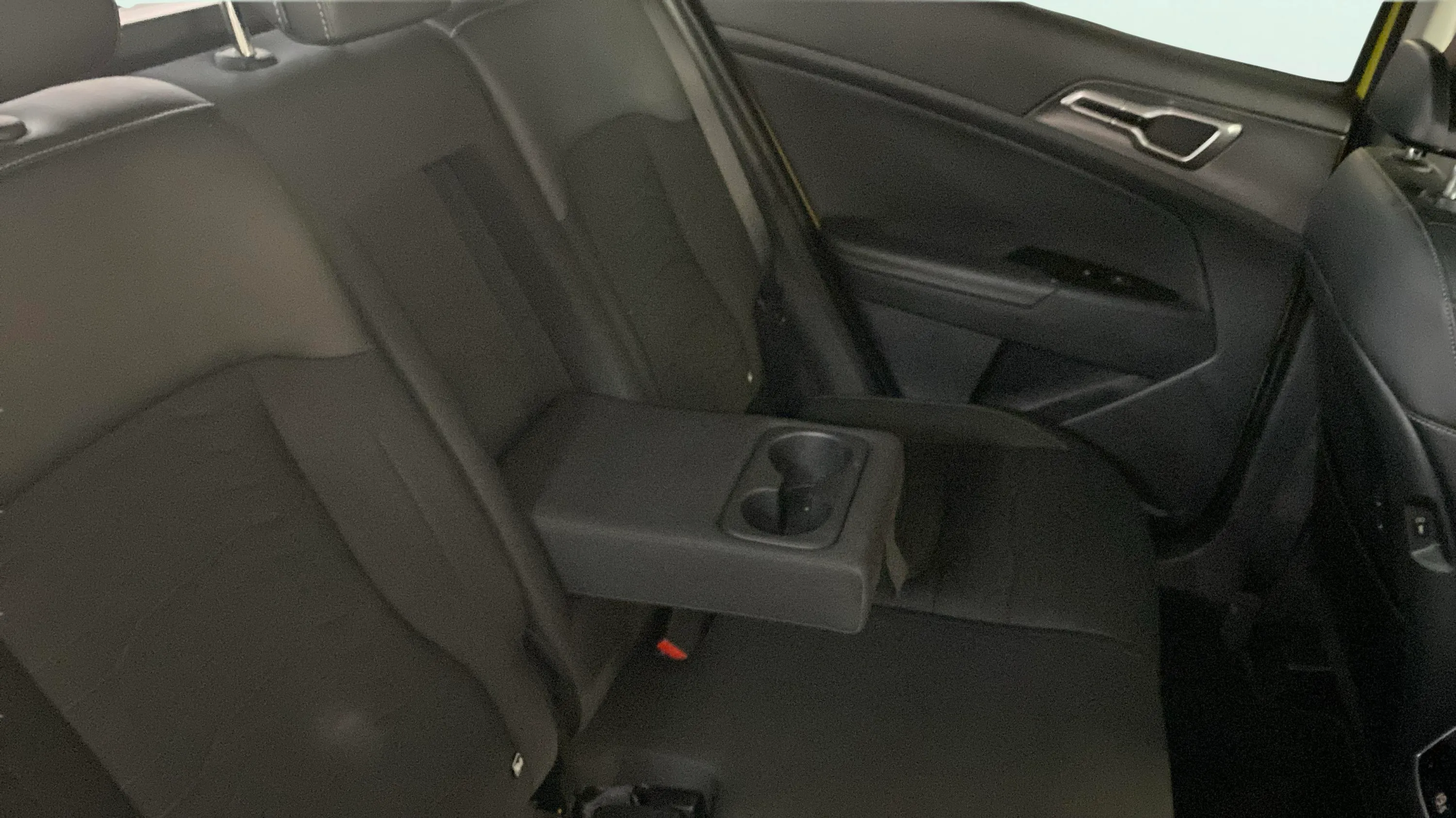 Kia Sportage 1.6 T-GDi HEV Tech 4x2 - foto 34