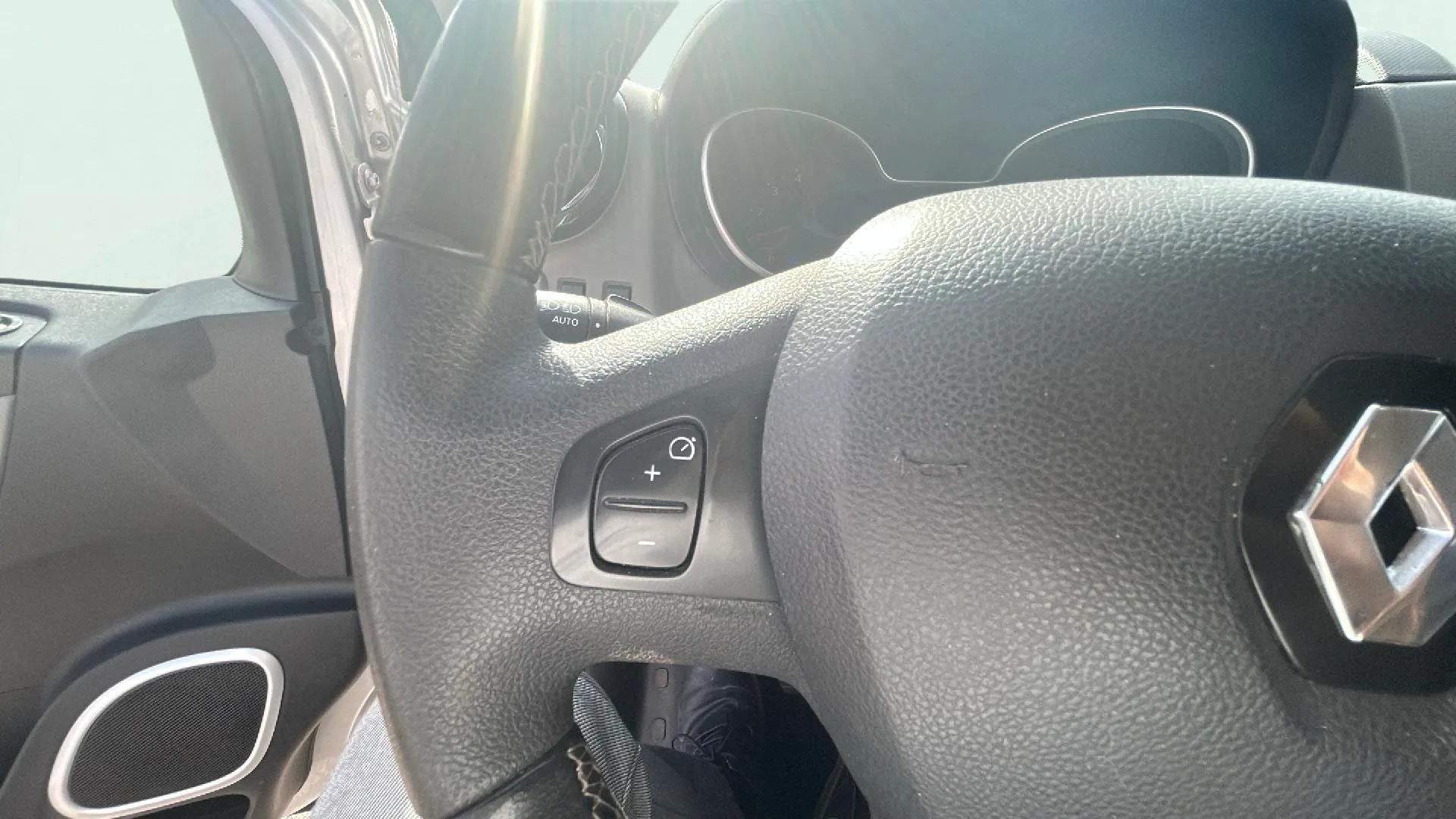 Renault Trafic SL LIM. ADV. Lar En. dCi -18 - foto 11