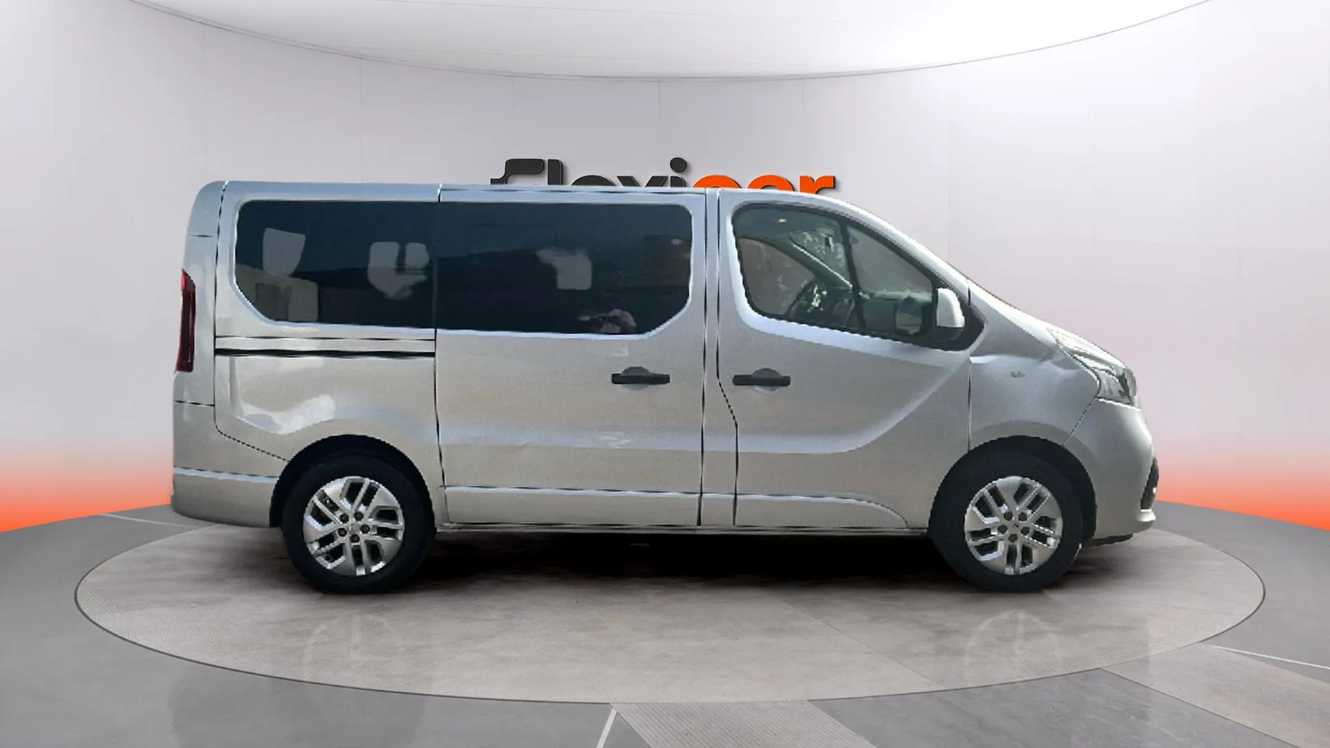 Renault Trafic SL LIM. ADV. Lar En. dCi -18 - foto 4
