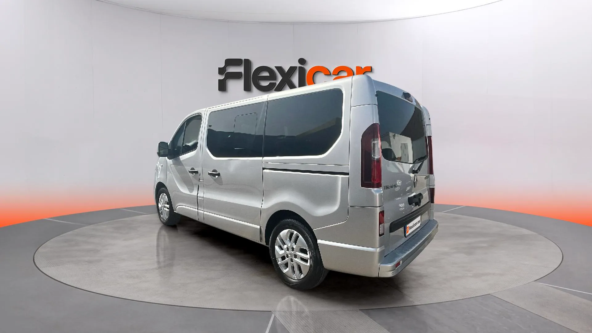 Renault Trafic SL LIM. ADV. Lar En. dCi -18 - foto 6