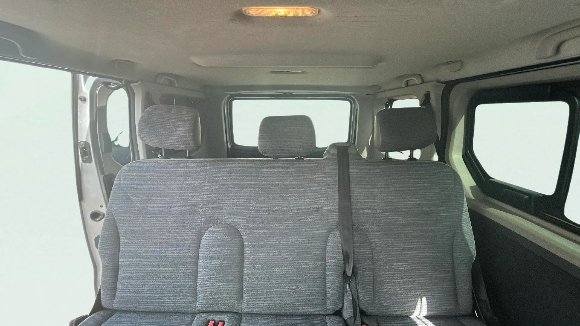 Renault Trafic SL LIM. ADV. Lar En. dCi -18 - foto 21