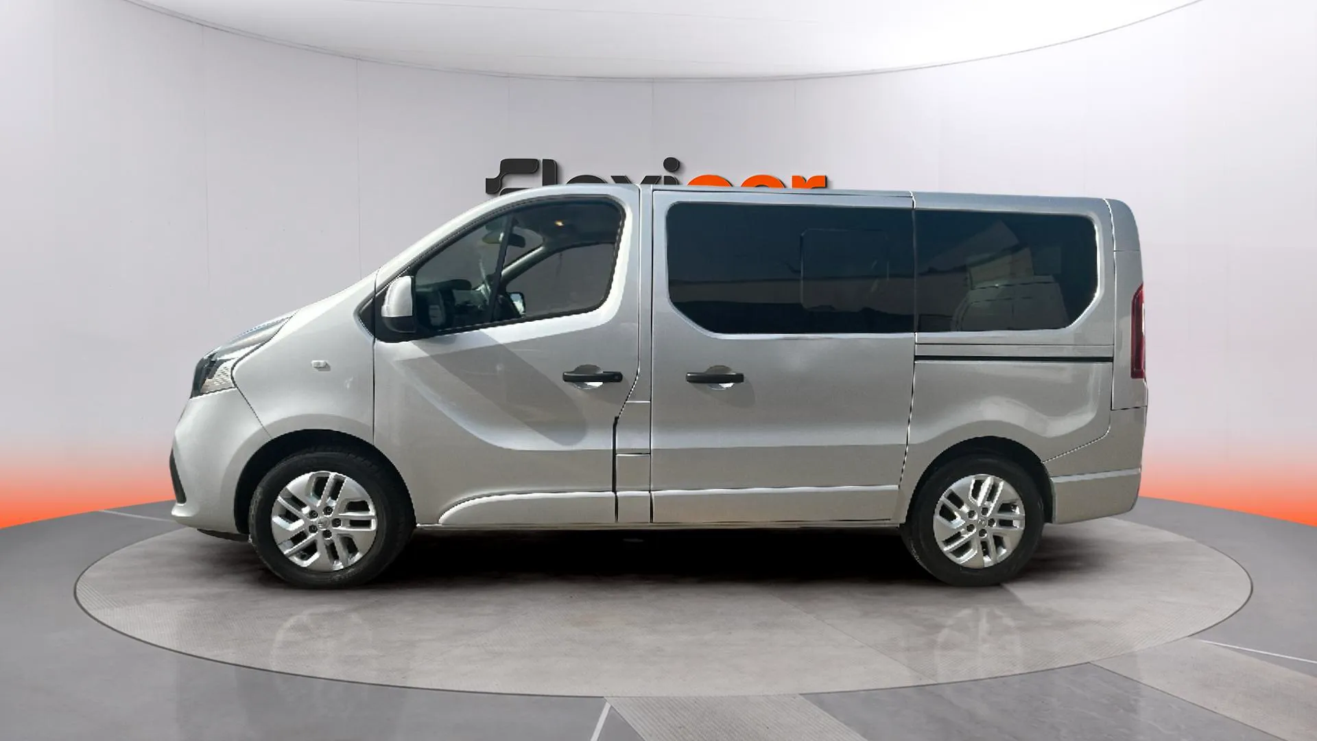 Renault Trafic SL LIM. ADV. Lar En. dCi -18 - foto 5