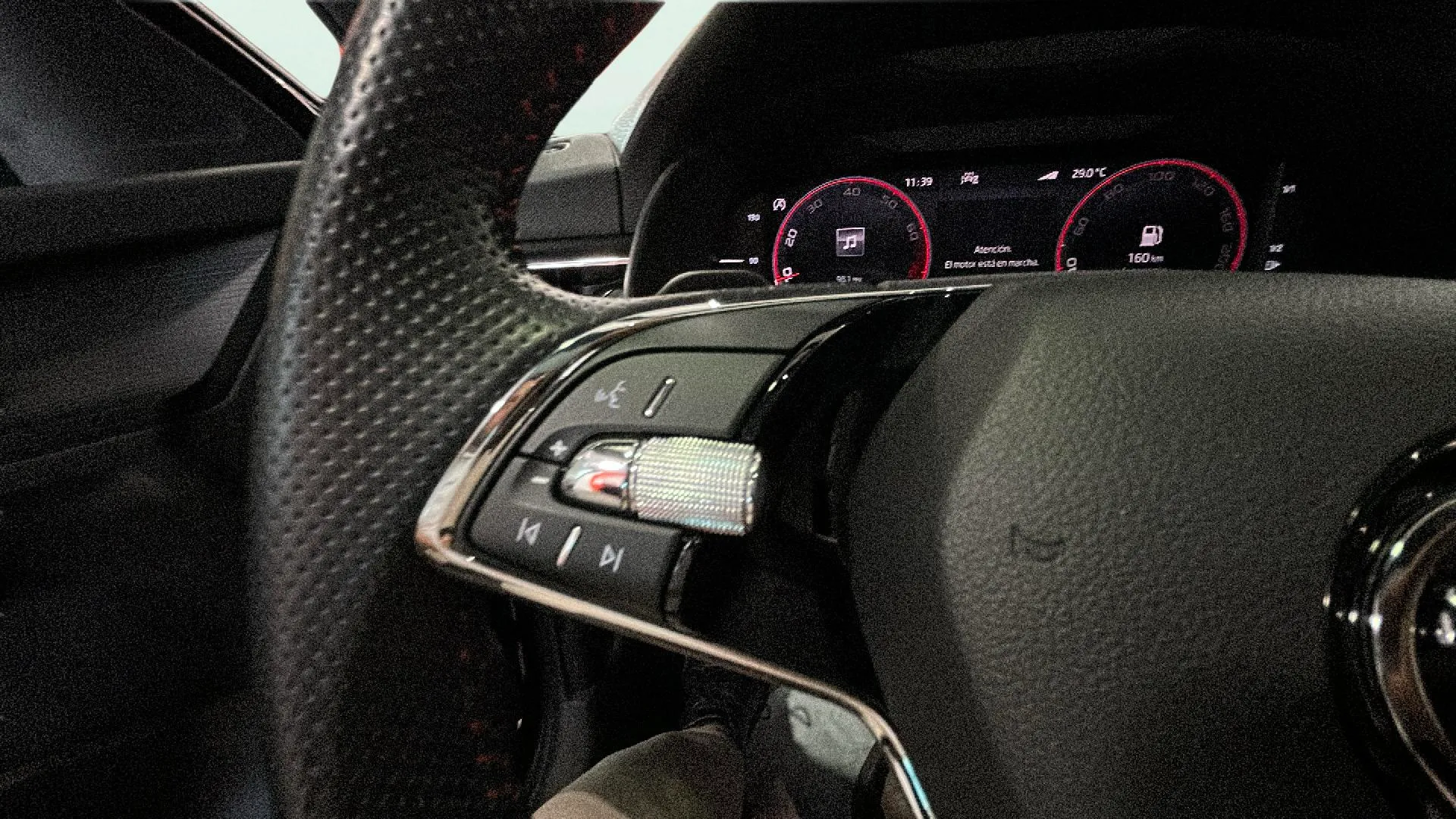 Škoda Kamiq 1.5 TSI DSG Montecarlo - foto 10