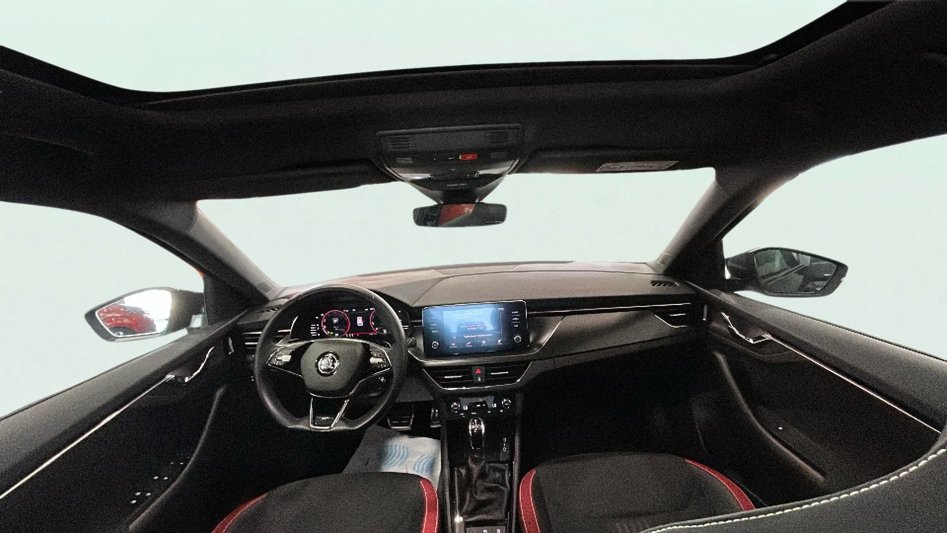 Škoda Kamiq 1.5 TSI DSG Montecarlo - foto 16