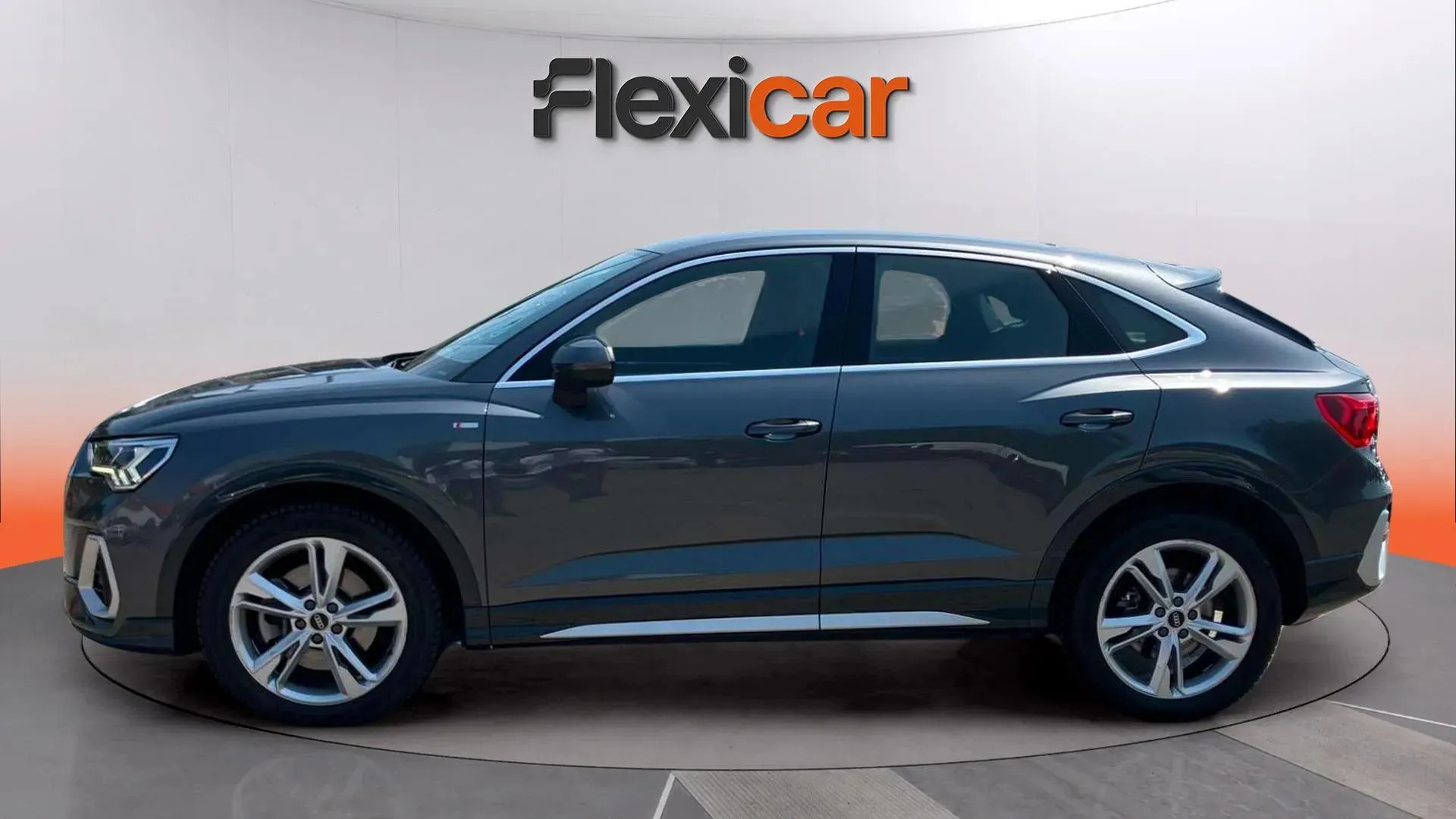 Audi Q3 35 TDI S tronic - foto 4