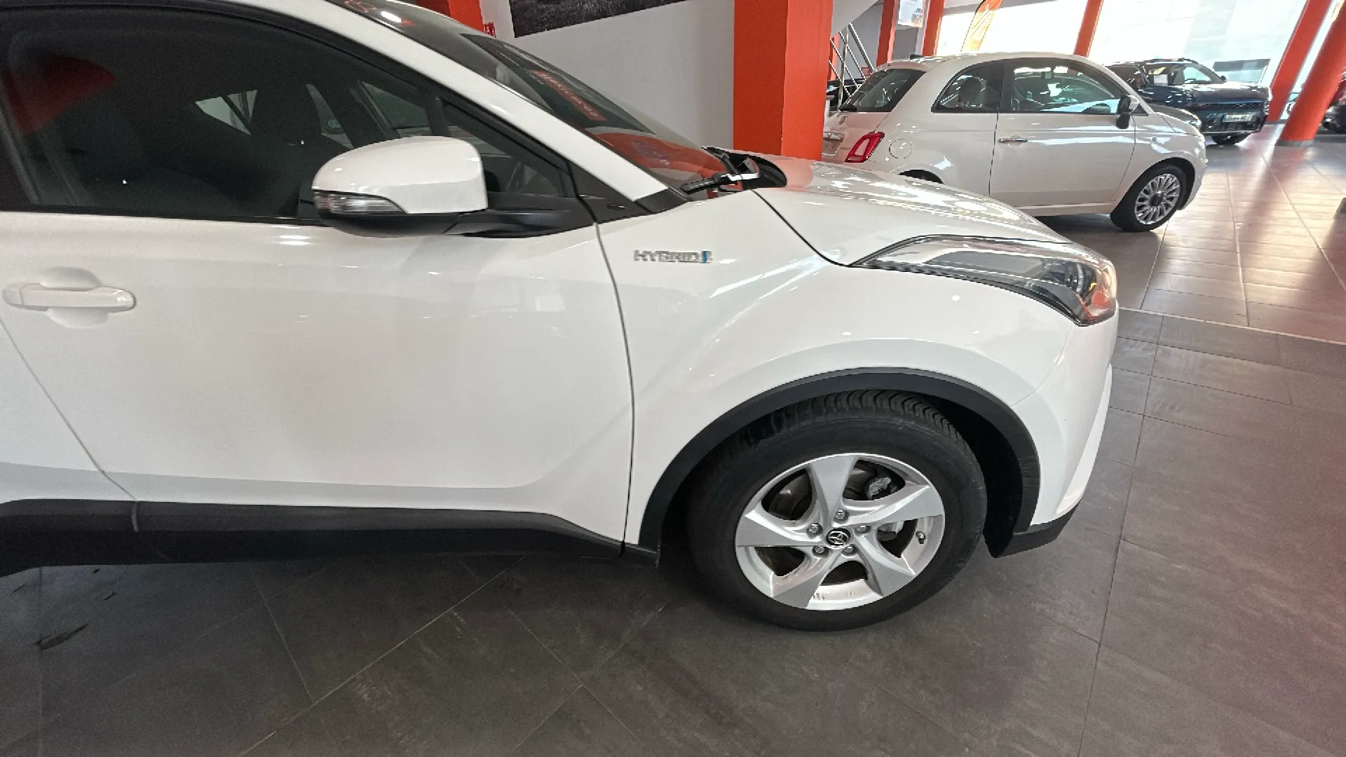 Toyota C-HR 1.8 125H Advance - foto 24