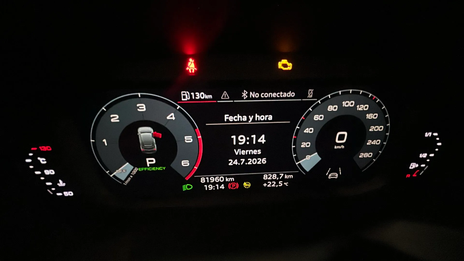 Audi Q3 35 TDI quattro - foto 14