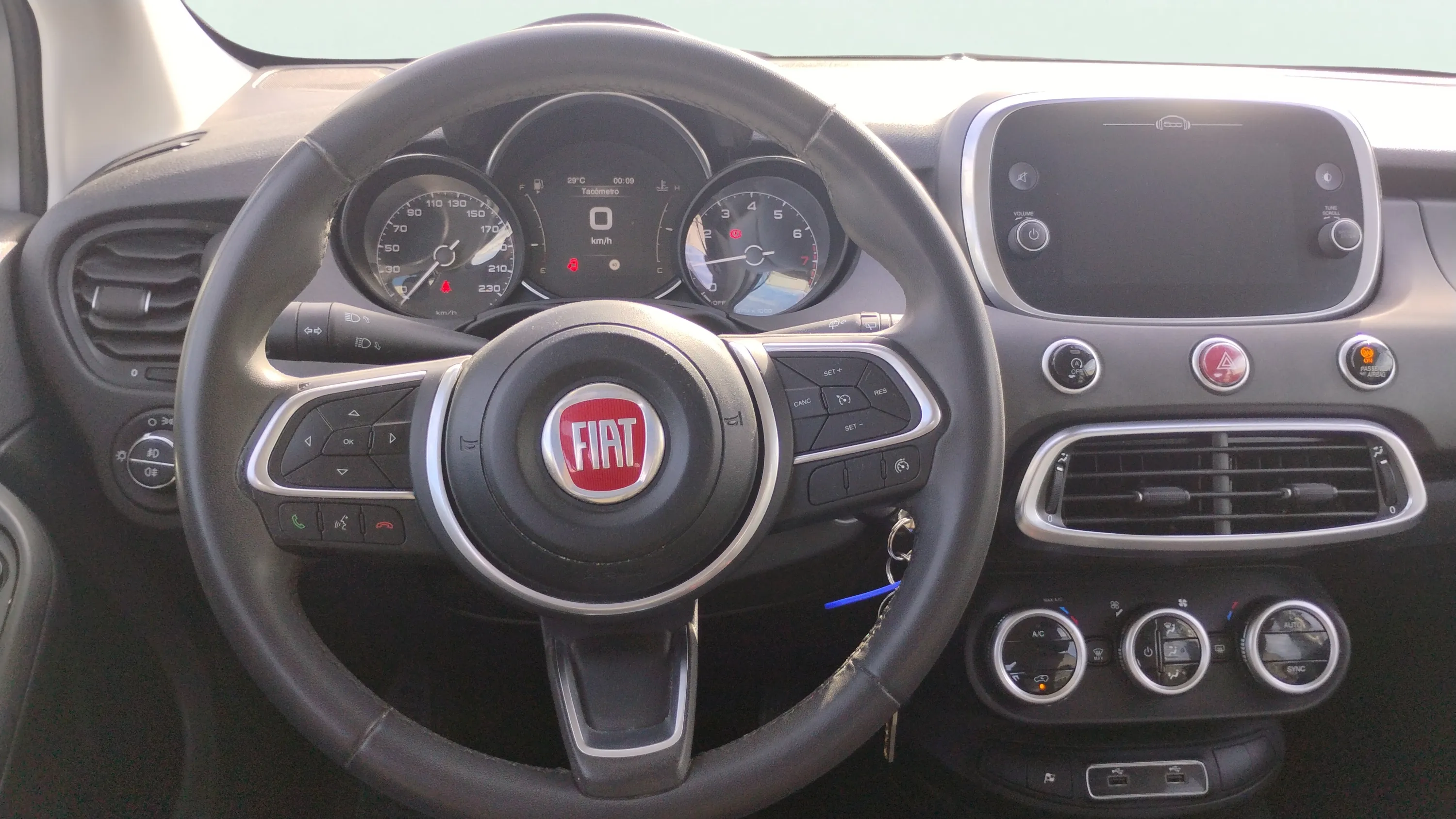 Fiat 500X Cross 1.3 Firefly T4 DCT - foto 11