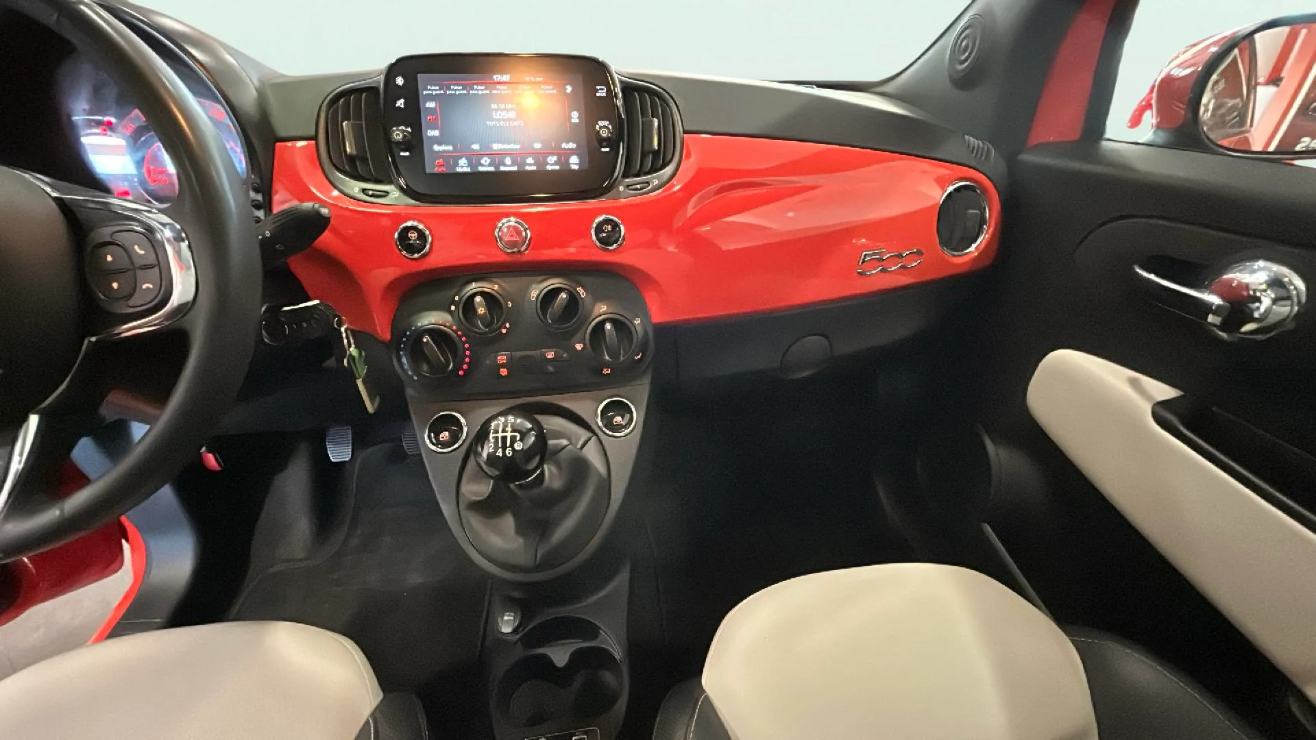 Fiat 500 Club 1.0 Hybrid - foto 10