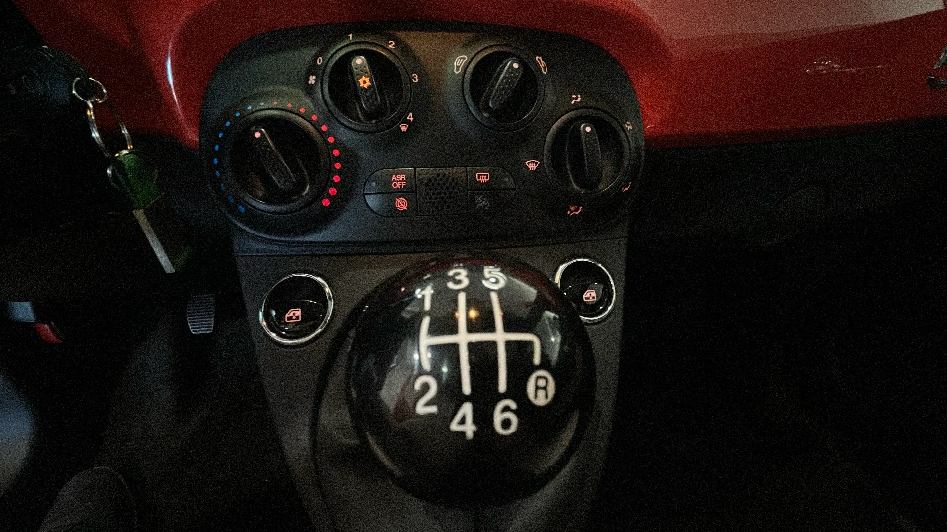 Fiat 500 Club 1.0 Hybrid - foto 16