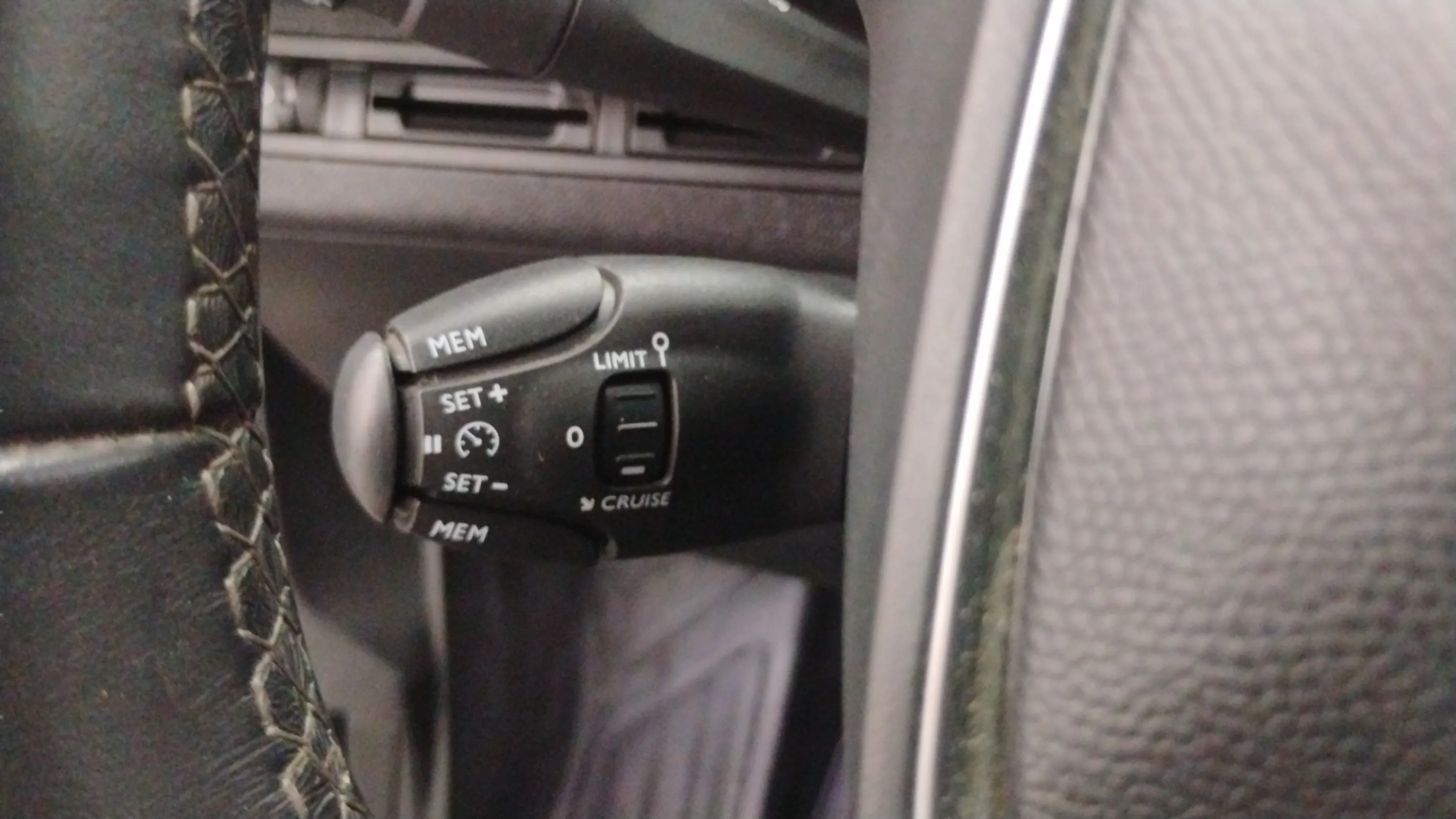 Peugeot 3008 1.2 PureTech Allure - foto 20