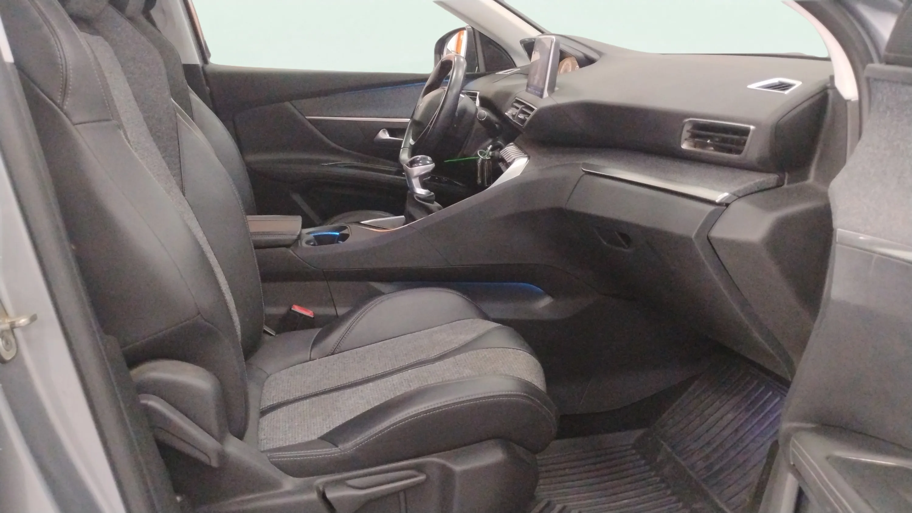 Peugeot 3008 1.2 PureTech Allure - foto 13