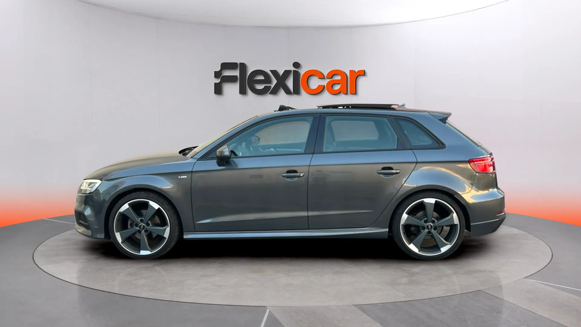 Audi A3 1.5 TFSI CoD EVO Sportback - foto 4