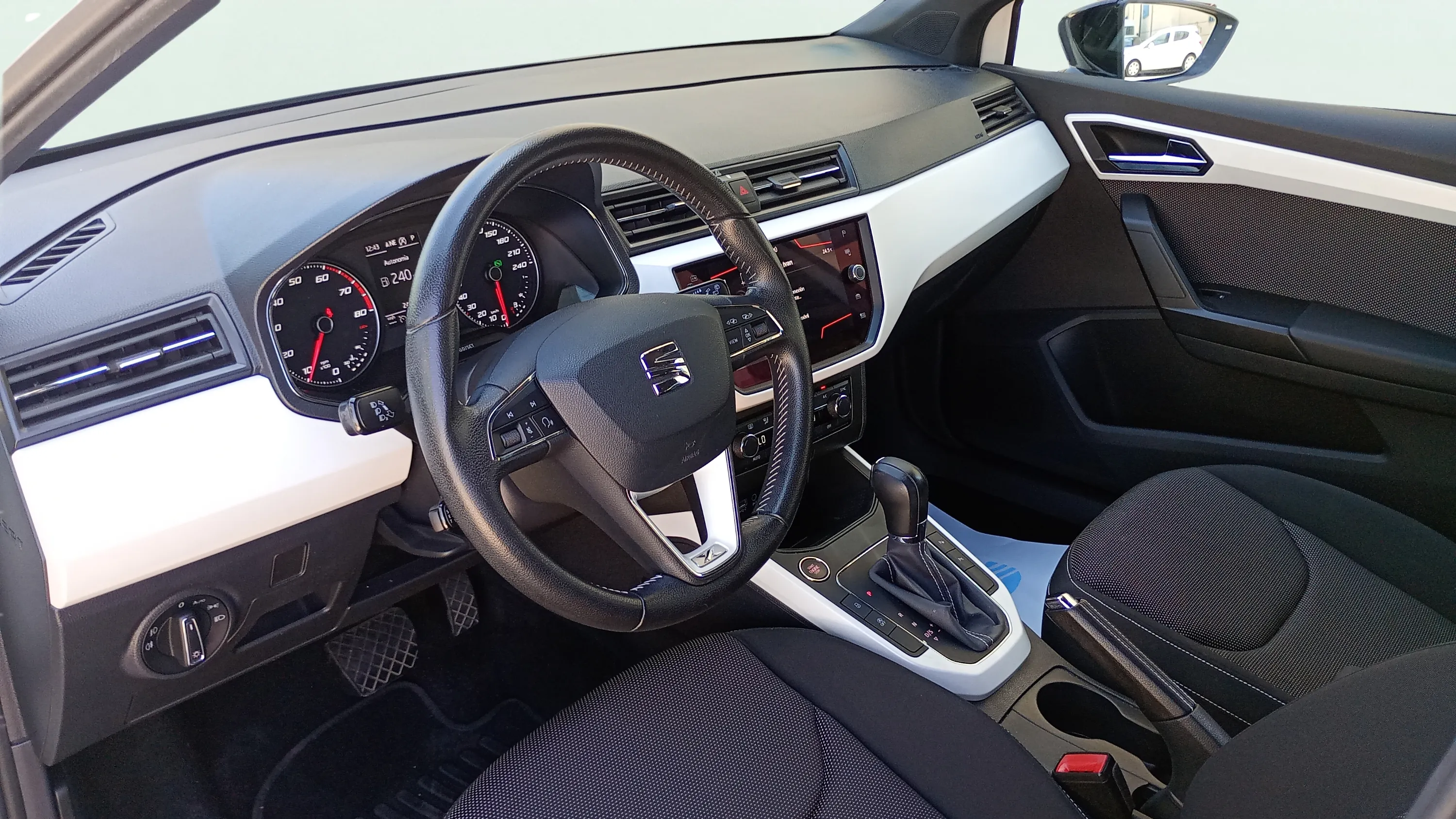 SEAT Arona 1.0 TSI DSG Style Eco - foto 10