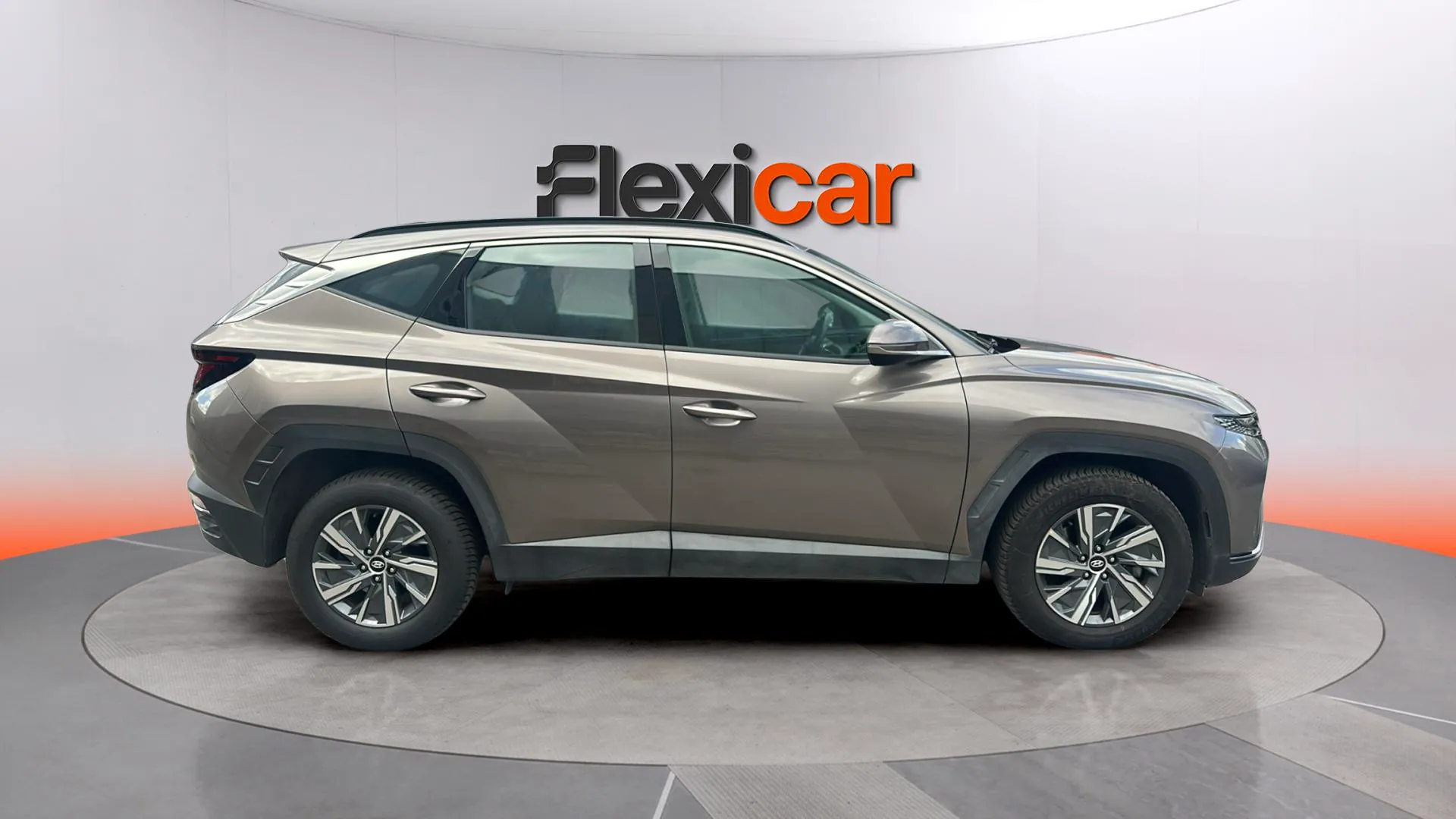 Hyundai Tucson 1.6 T-GDi 48V Tecno DCT 2C - foto 3