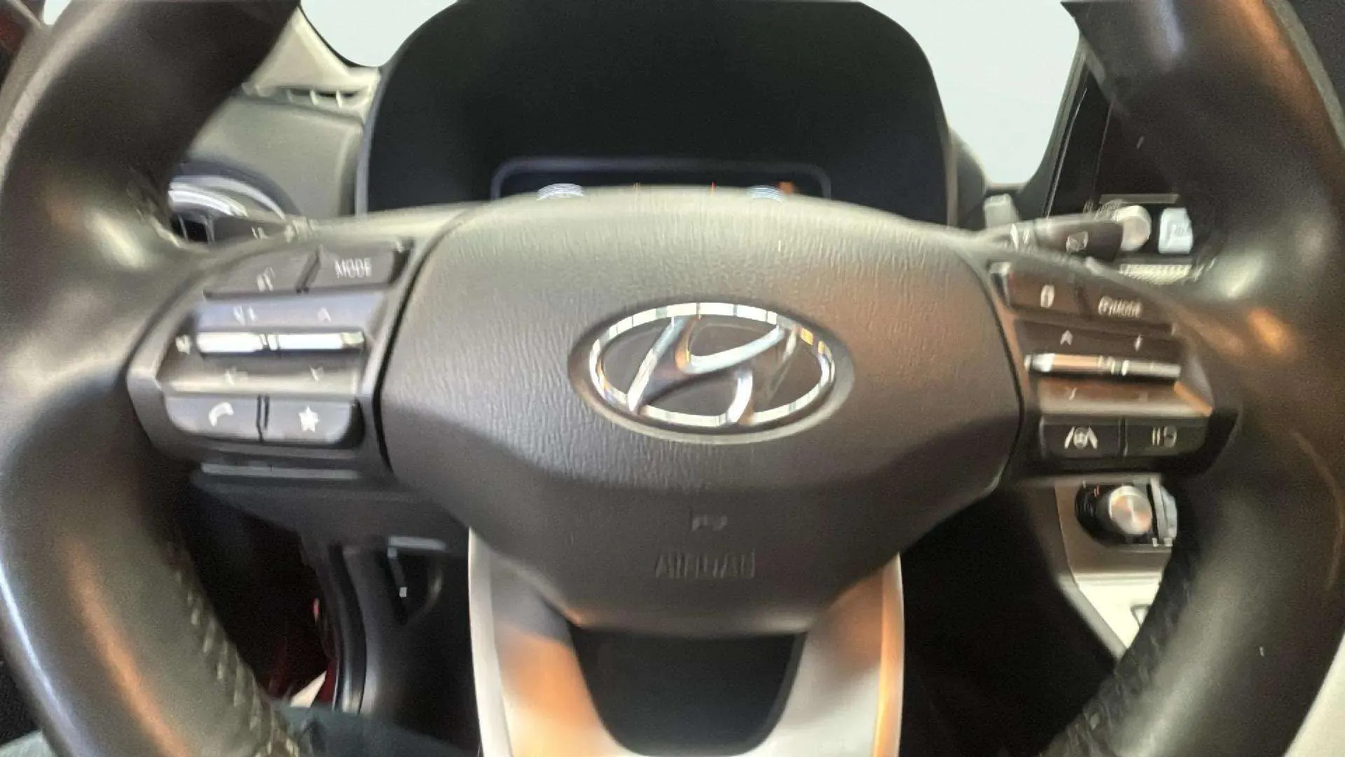 Hyundai Kona EV Maxx - foto 21