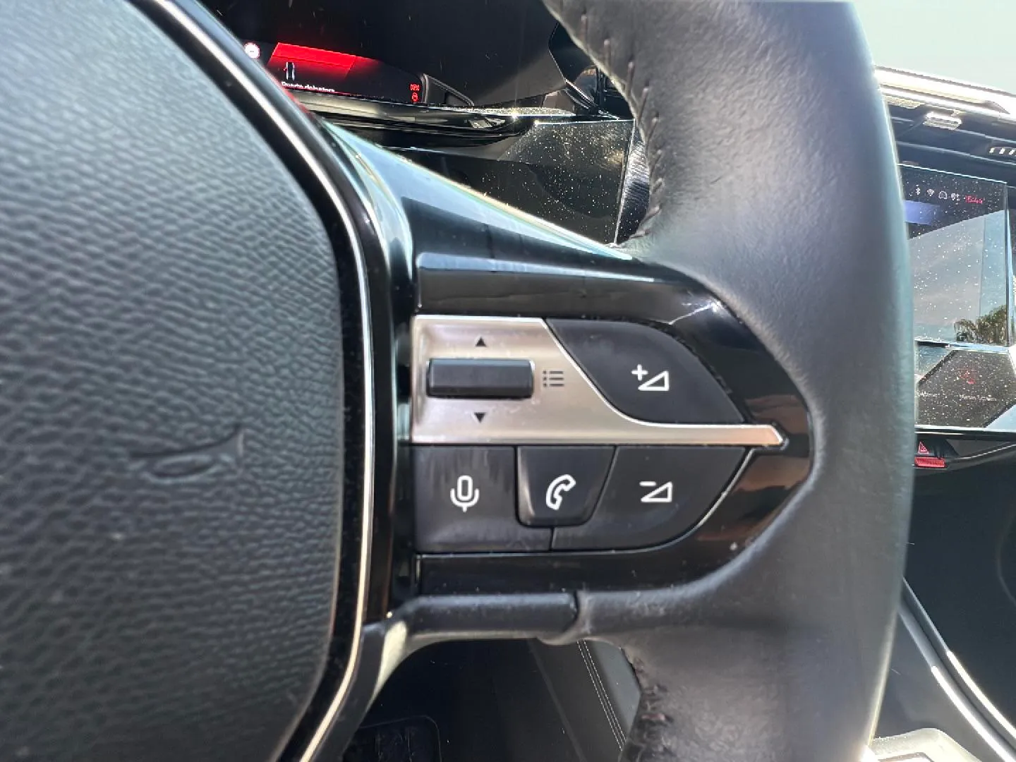 Peugeot 408 Allure Hybrid eDCS6 - foto 20