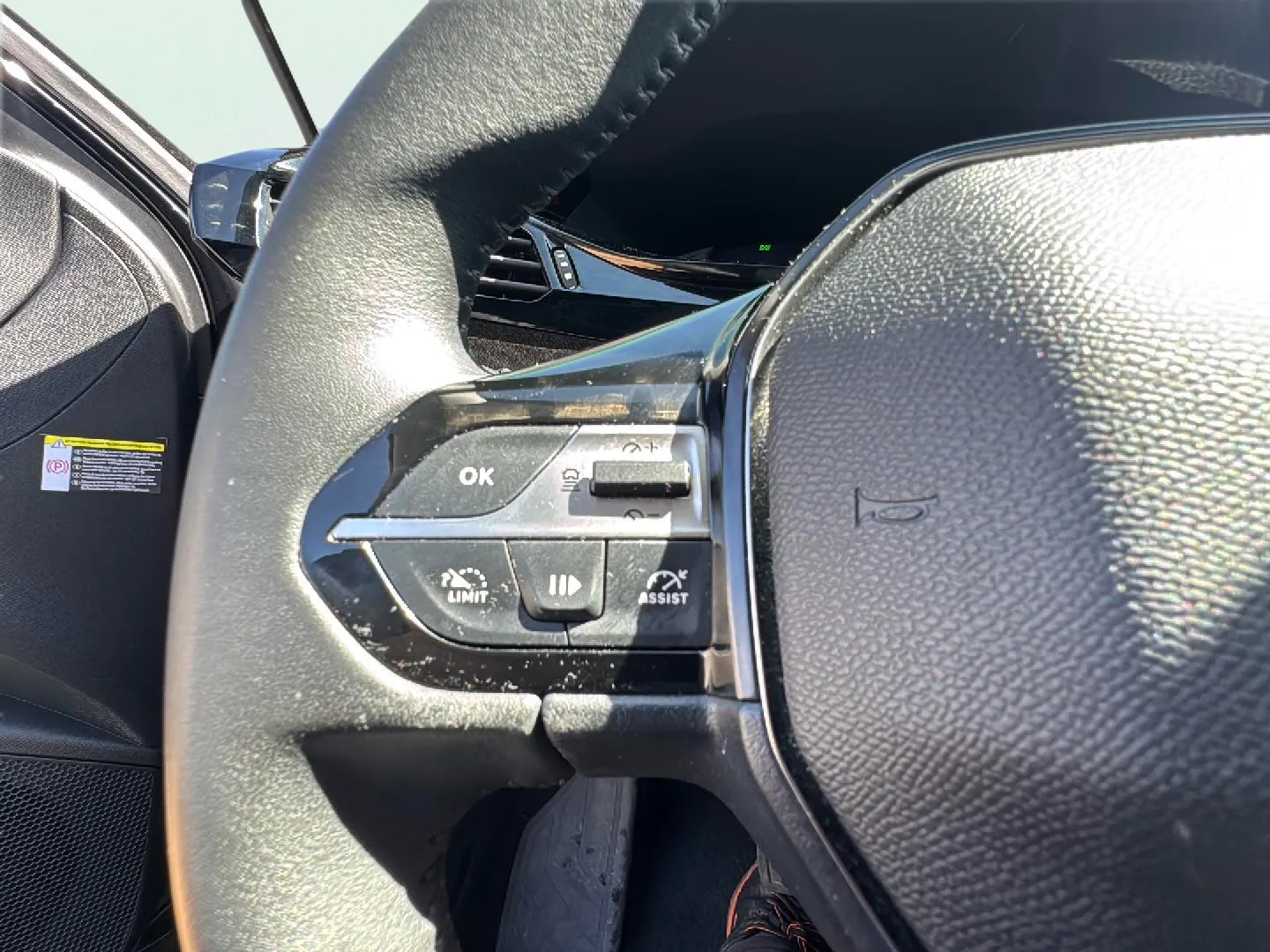 Peugeot 408 Allure Hybrid eDCS6 - foto 21