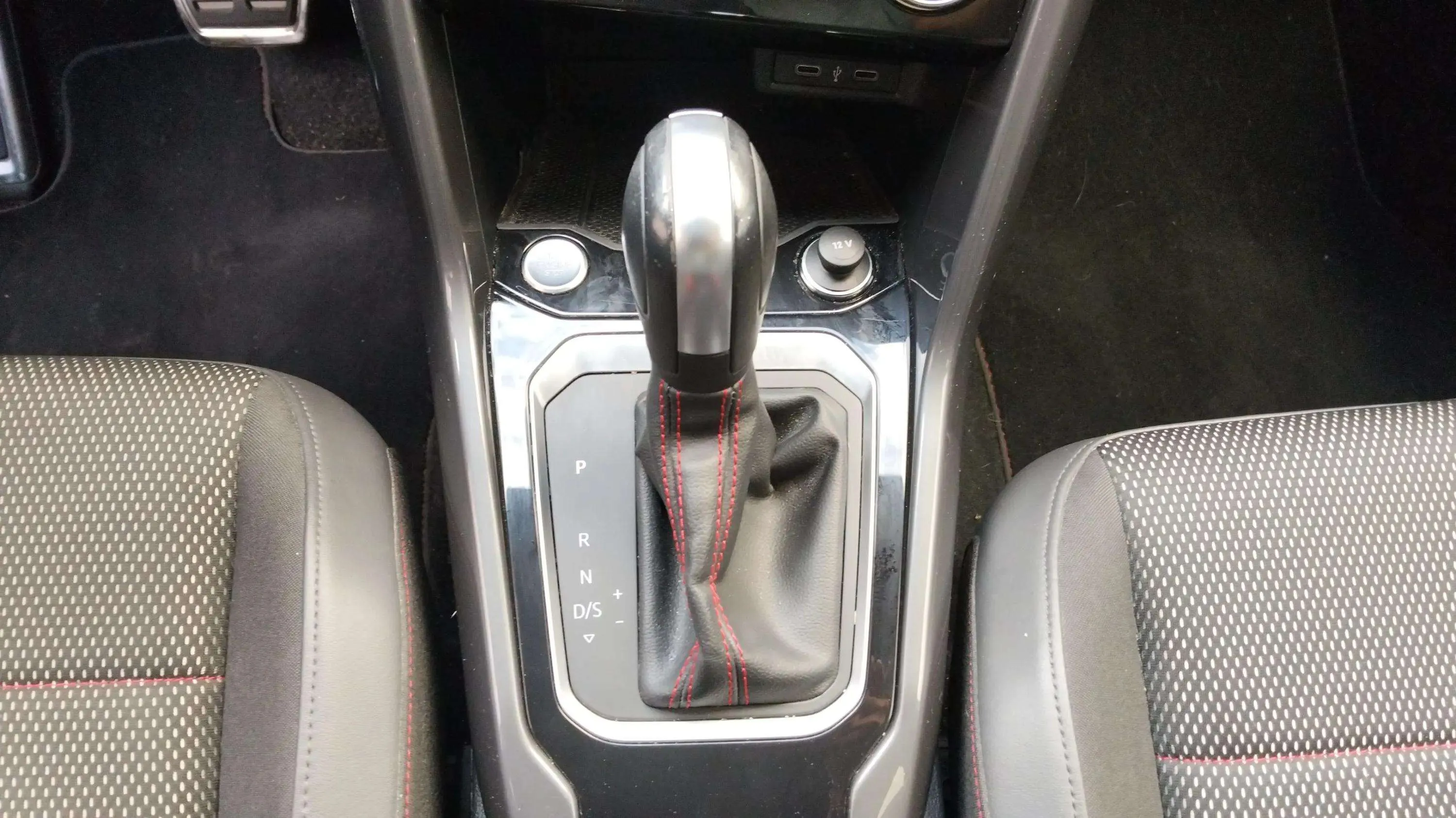 Volkswagen T-Roc Sport 1.5 TSI DSG - foto 14
