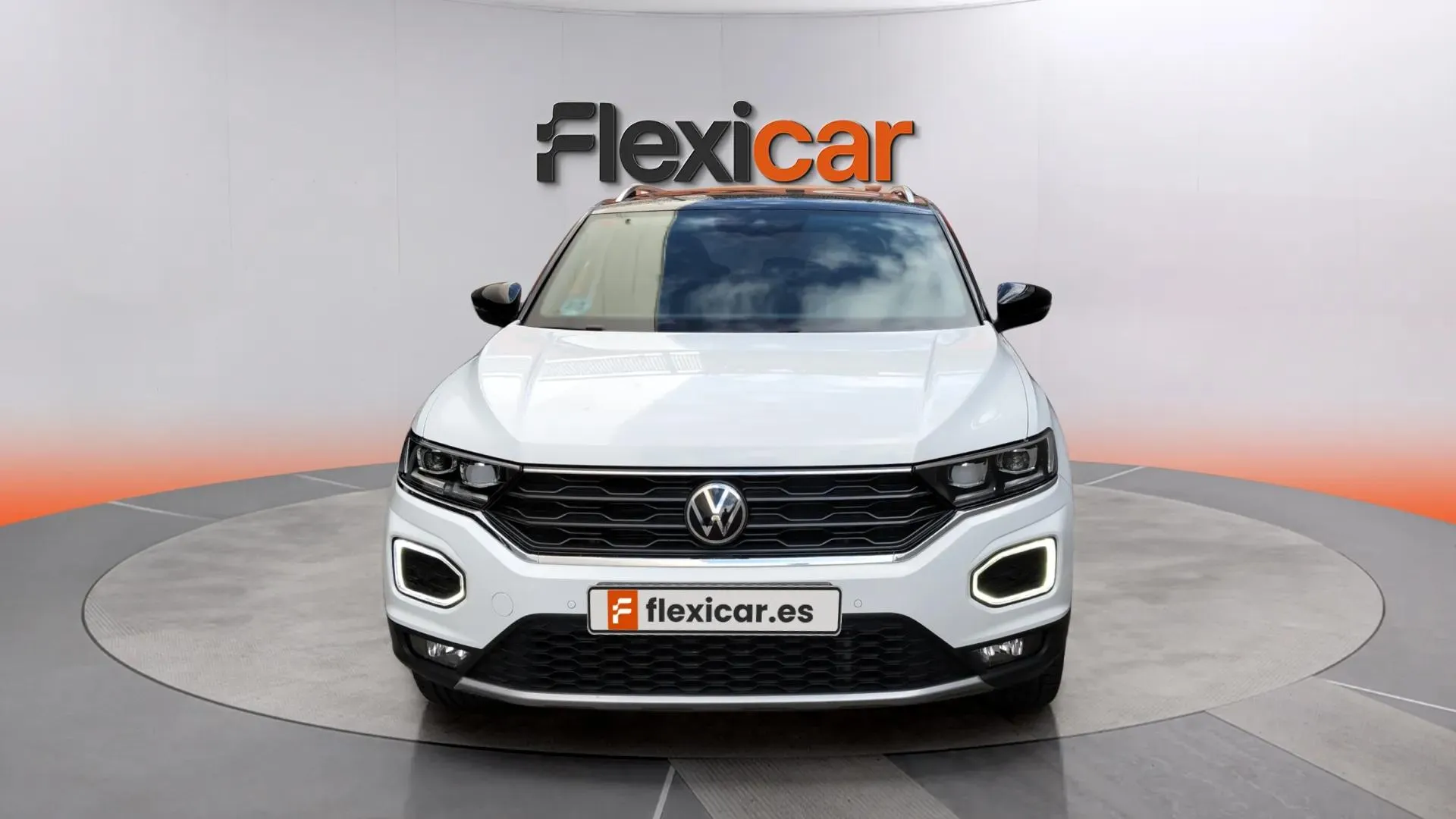 Volkswagen T-Roc Sport 1.5 TSI DSG - foto 2