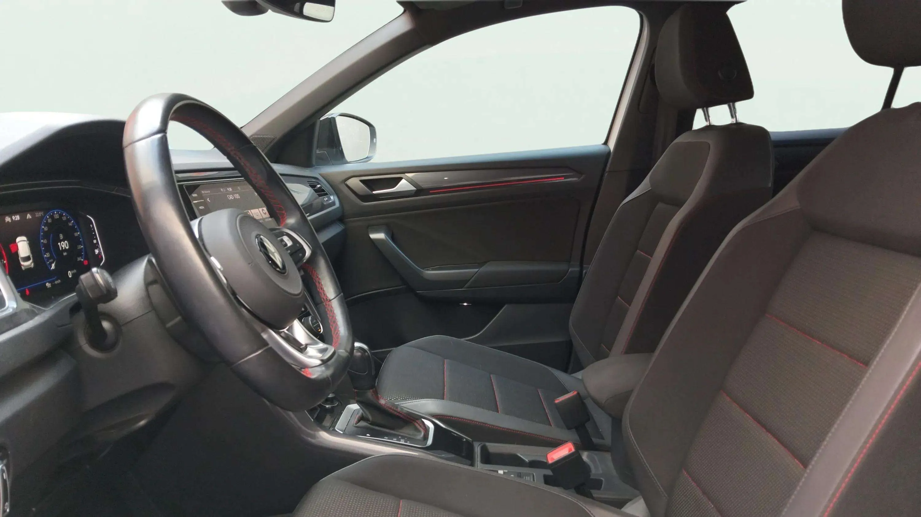 Volkswagen T-Roc Sport 1.5 TSI DSG - foto 7