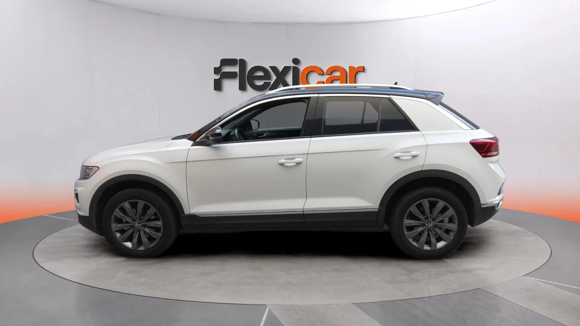 Volkswagen T-Roc Sport 1.5 TSI DSG - foto 4