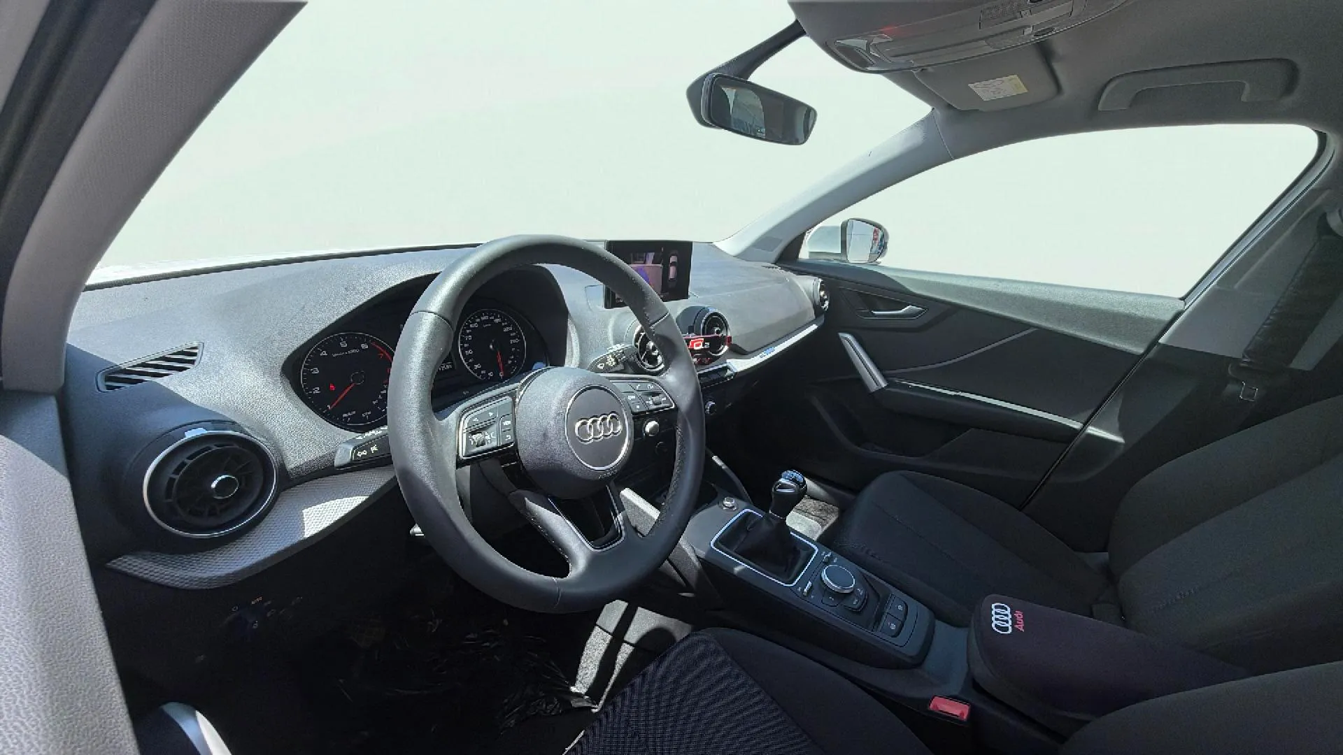 Audi Q2 Adrenalin 30 TFSI - foto 13