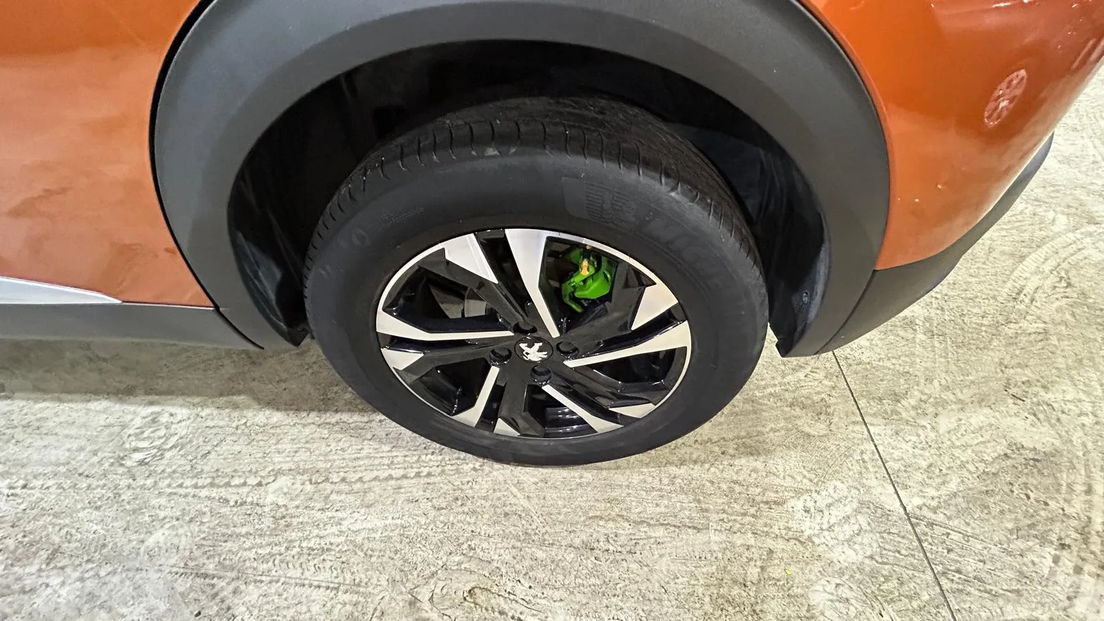 Peugeot 2008 GT Line PureTech 130 BVM6 - foto 30