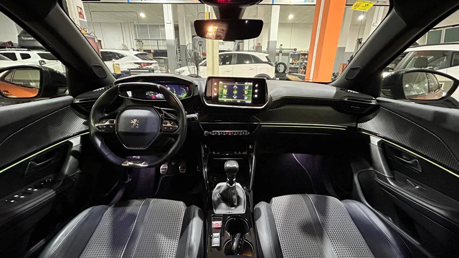 Peugeot 2008 GT Line PureTech 130 BVM6 - foto 7