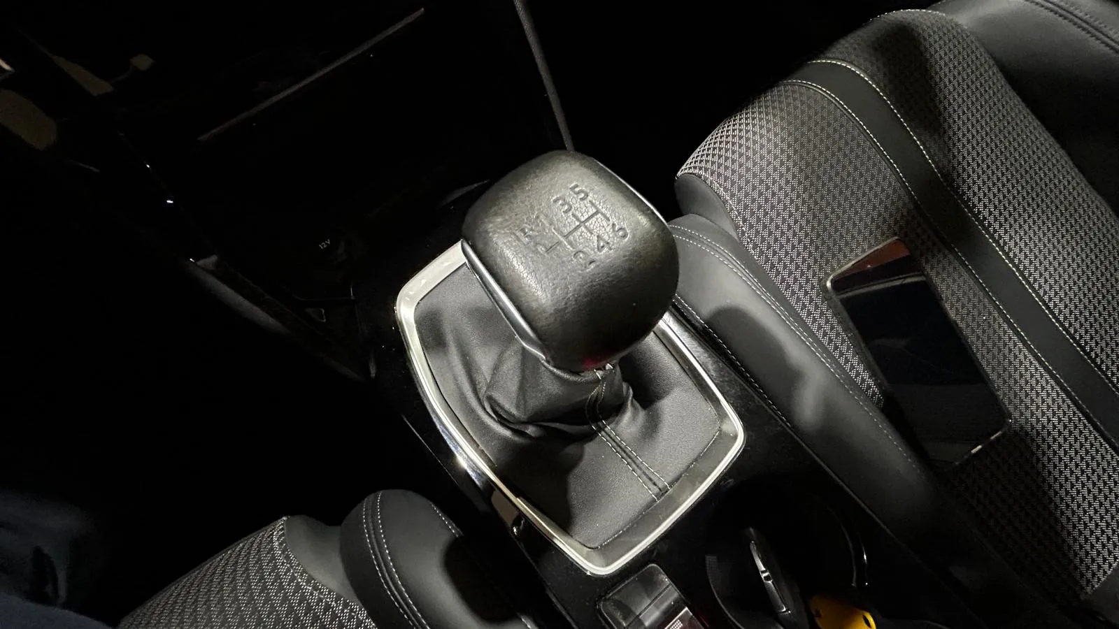 Peugeot 2008 GT Line PureTech 130 BVM6 - foto 10