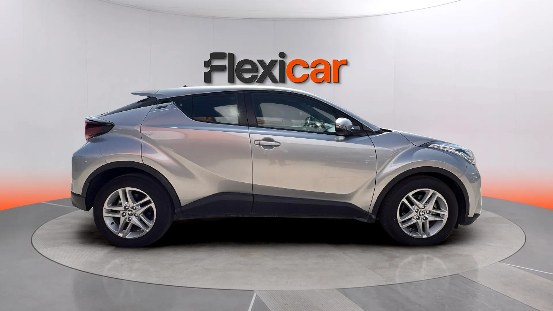 Toyota C-HR 1.8 125H Active - foto 11