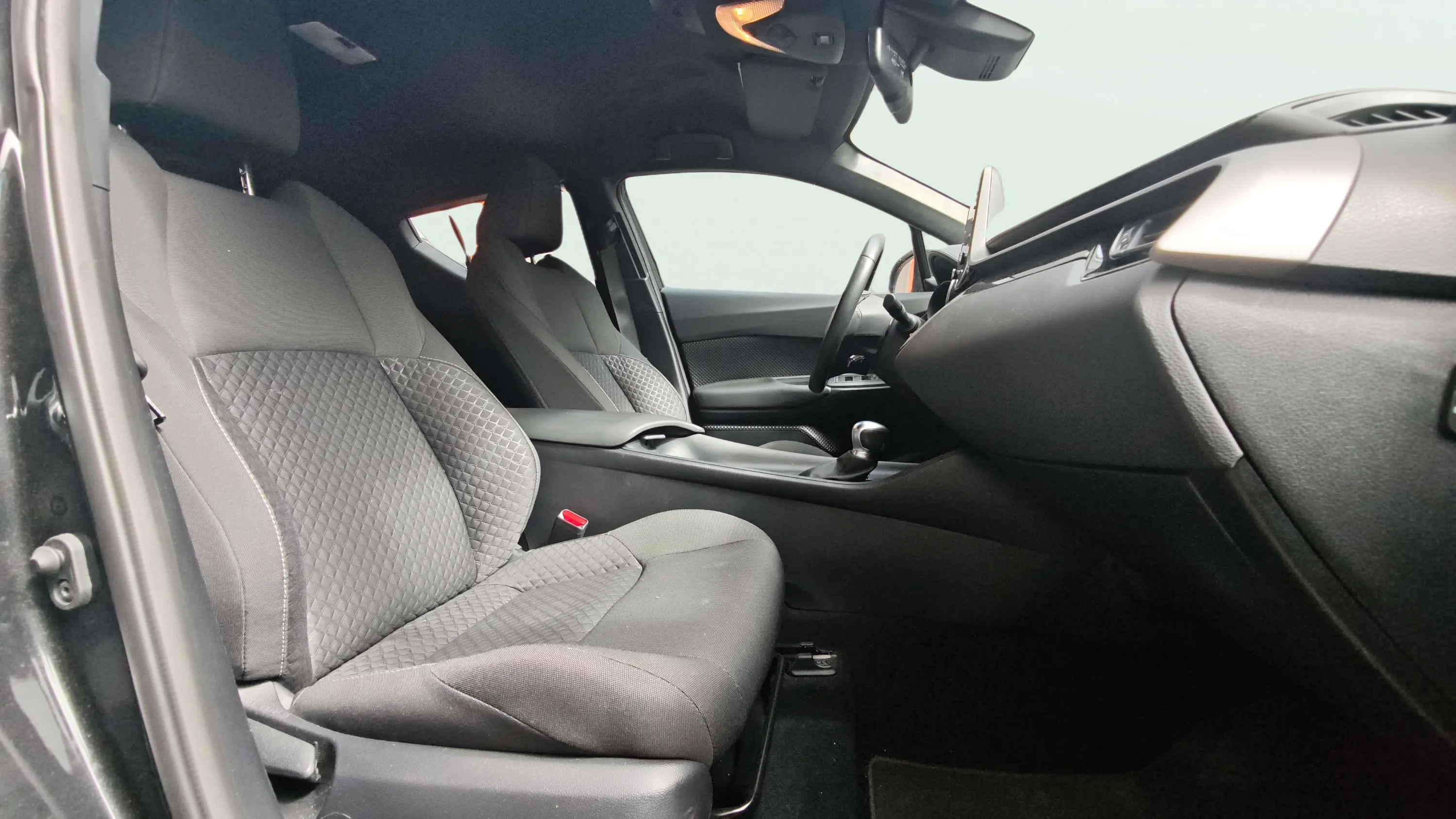 Toyota C-HR 1.8 125H Active - foto 10