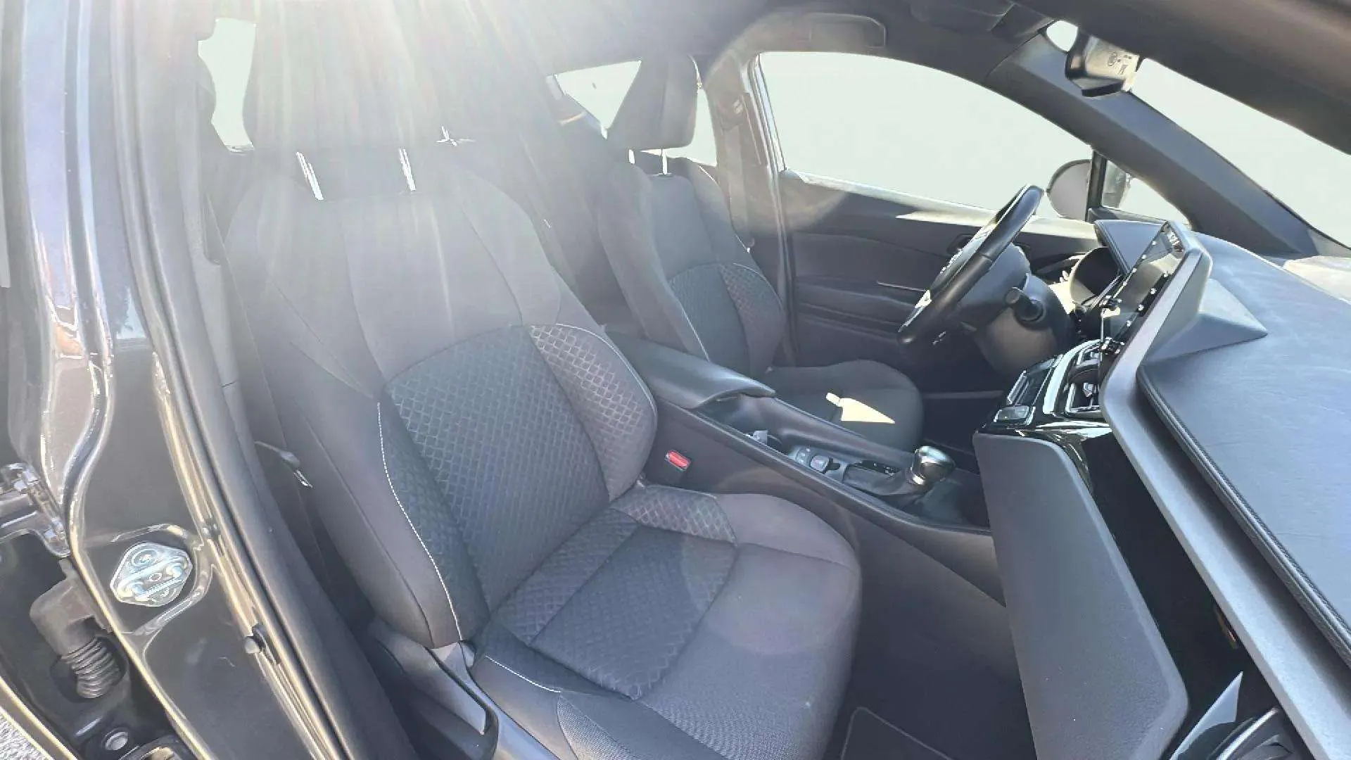 Toyota C-HR 2.0 180H Advance - foto 14