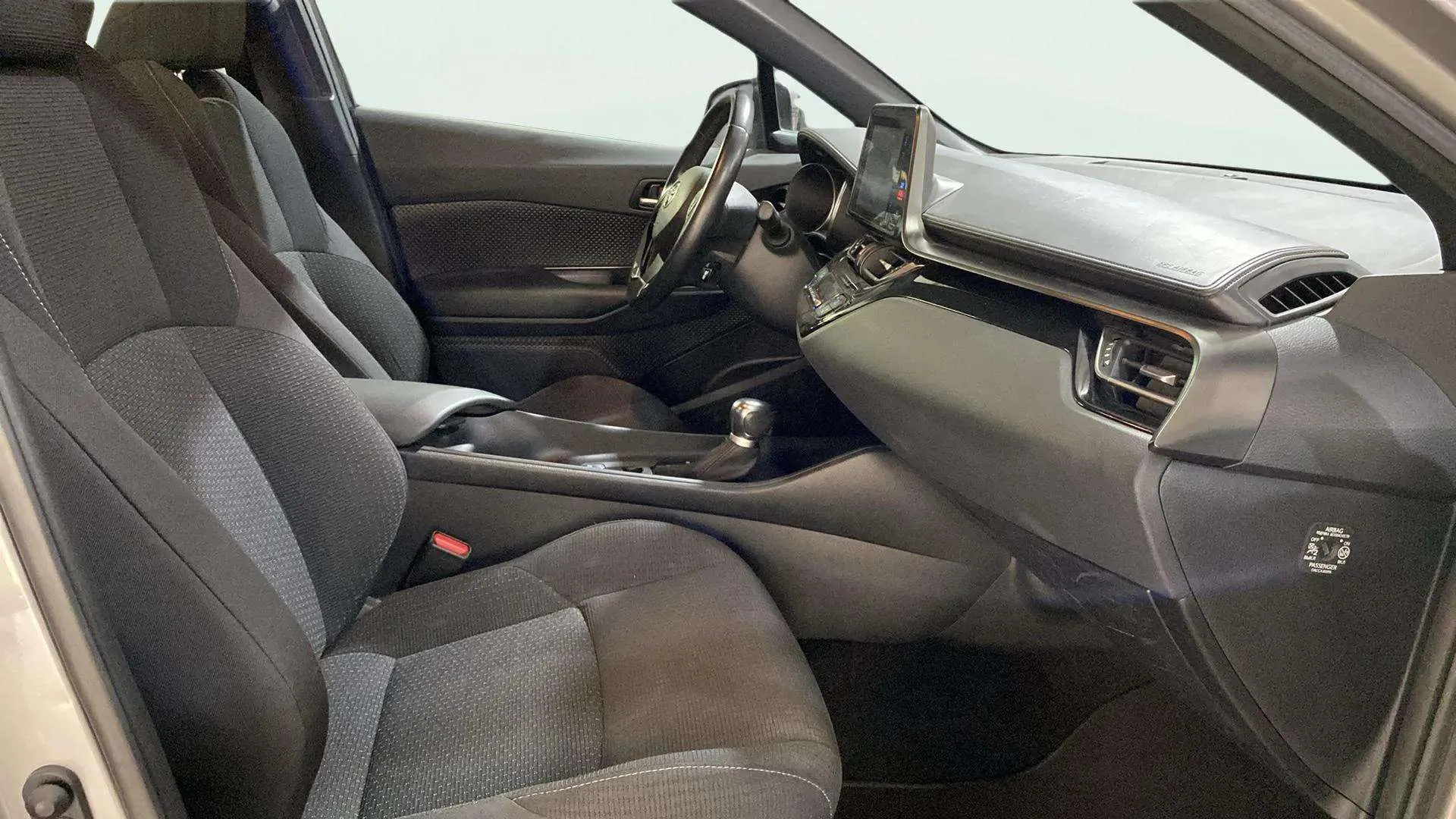 Toyota C-HR 1.8 125H Active - foto 9