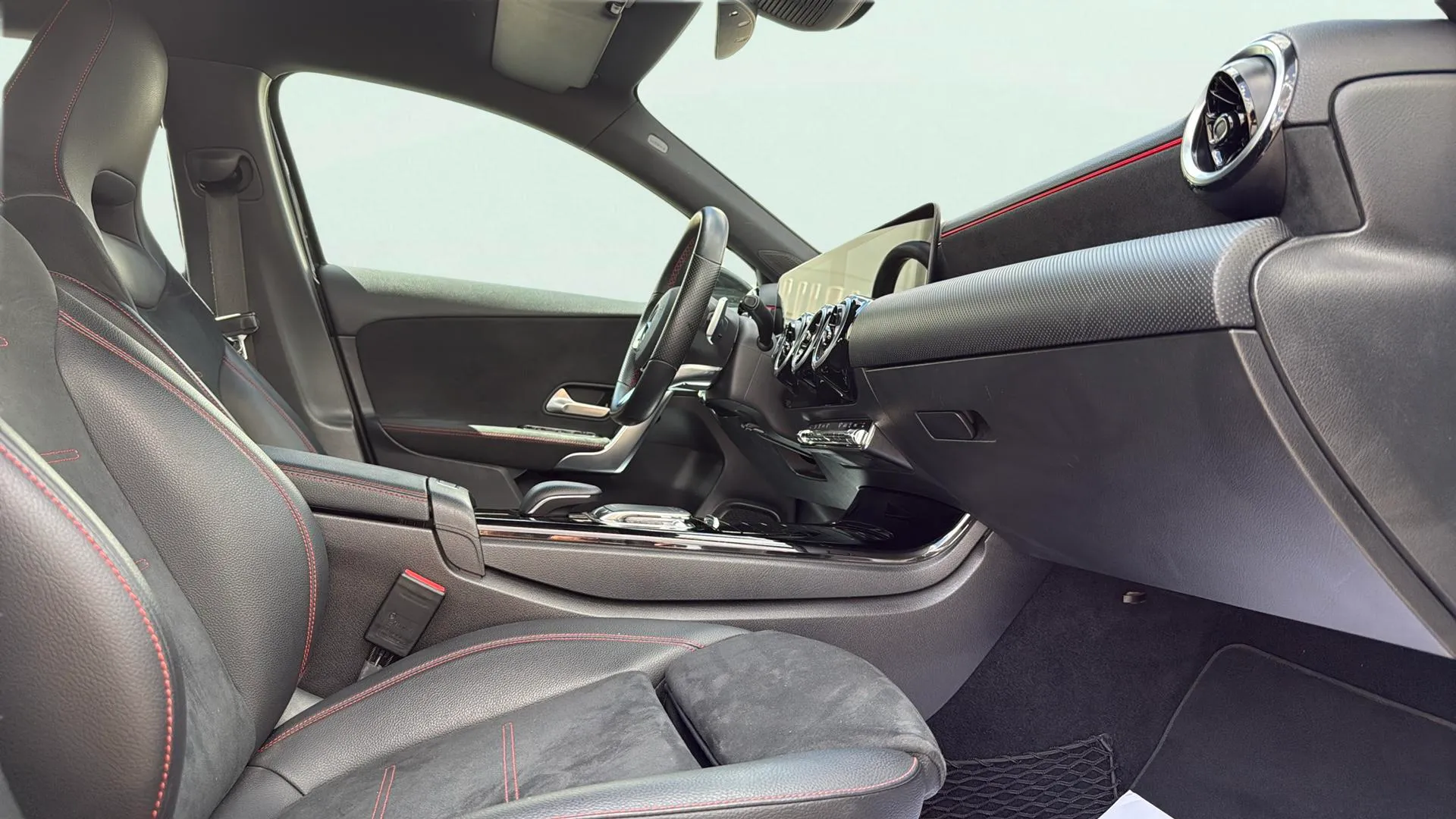 Mercedes-Benz Clase A A 180 d - foto 17