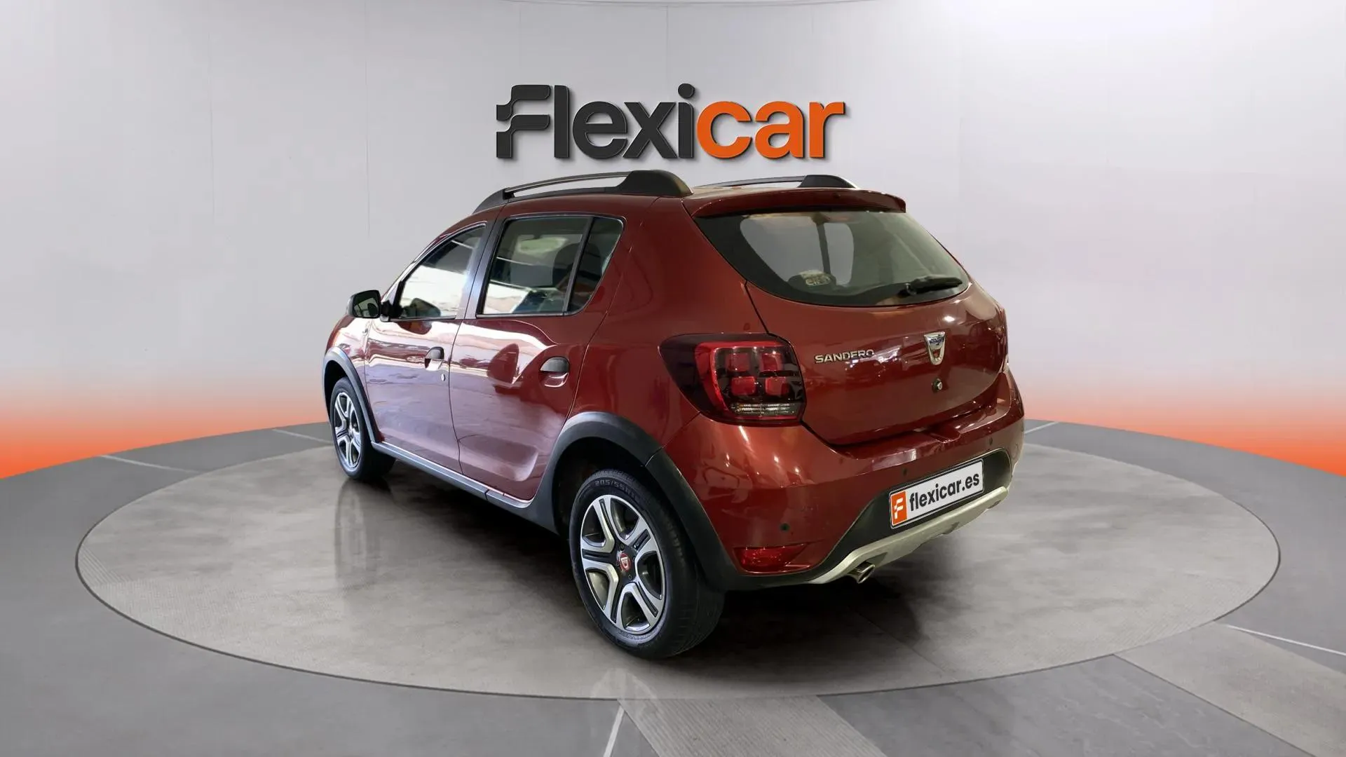 Dacia Sandero Stepway Essential TCe GLP - foto 7