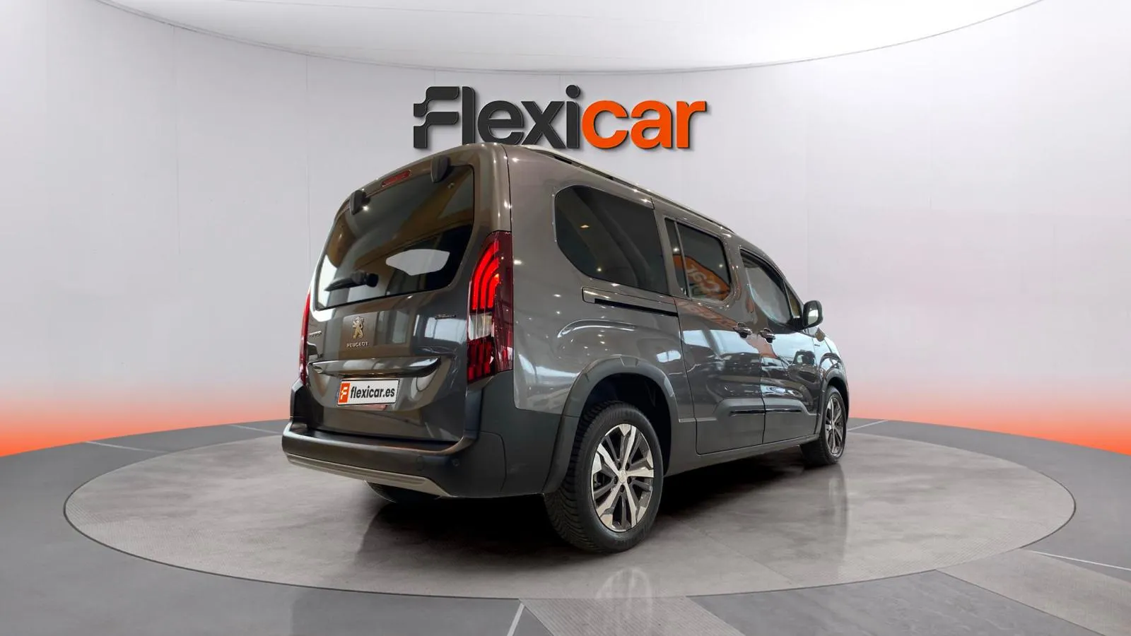 Peugeot Rifter GT Long BlueHDi 7 plazas - foto 4