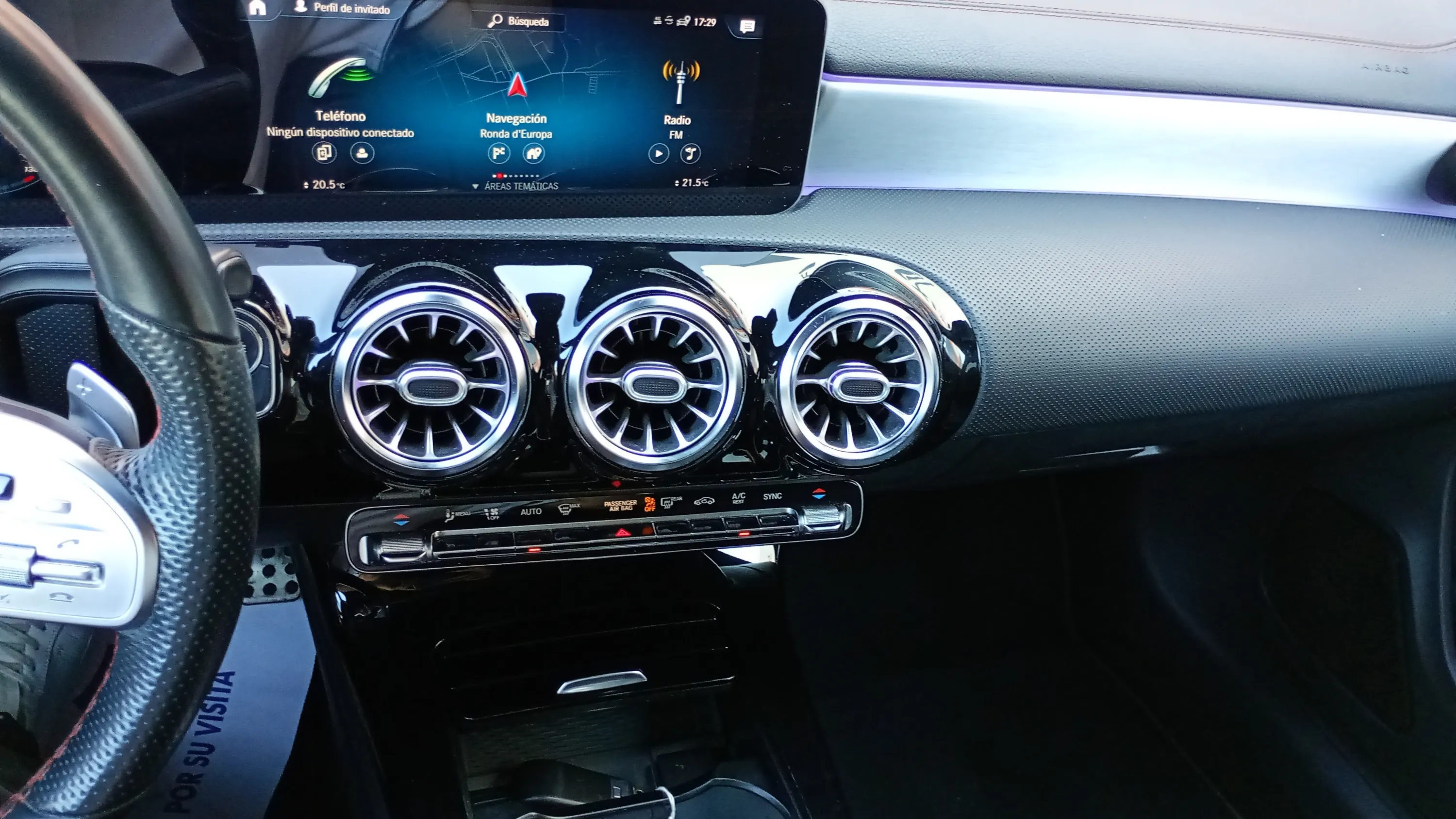 Mercedes-Benz CLA 220 D DCT - foto 10