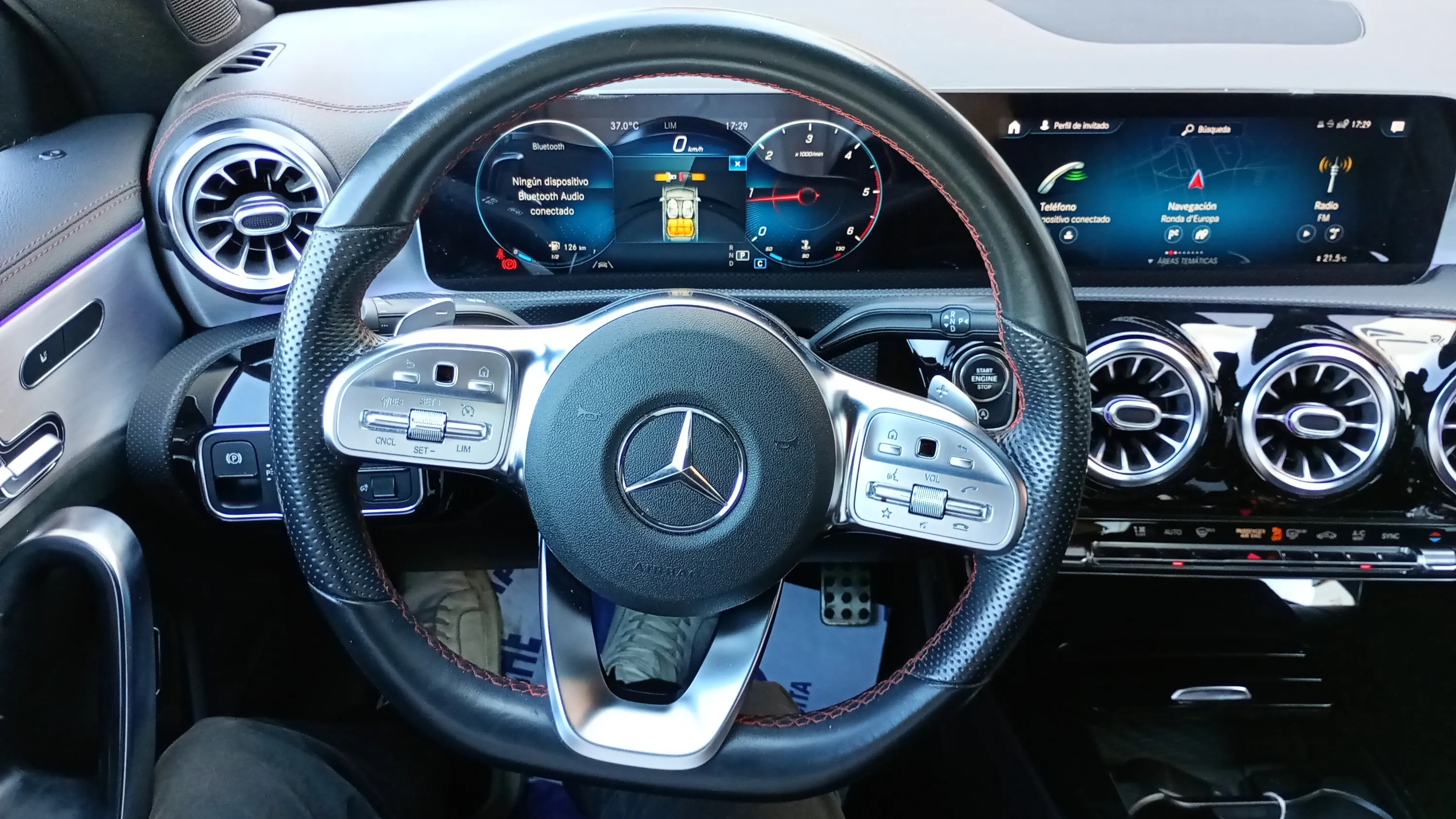 Mercedes-Benz CLA 220 D DCT - foto 11