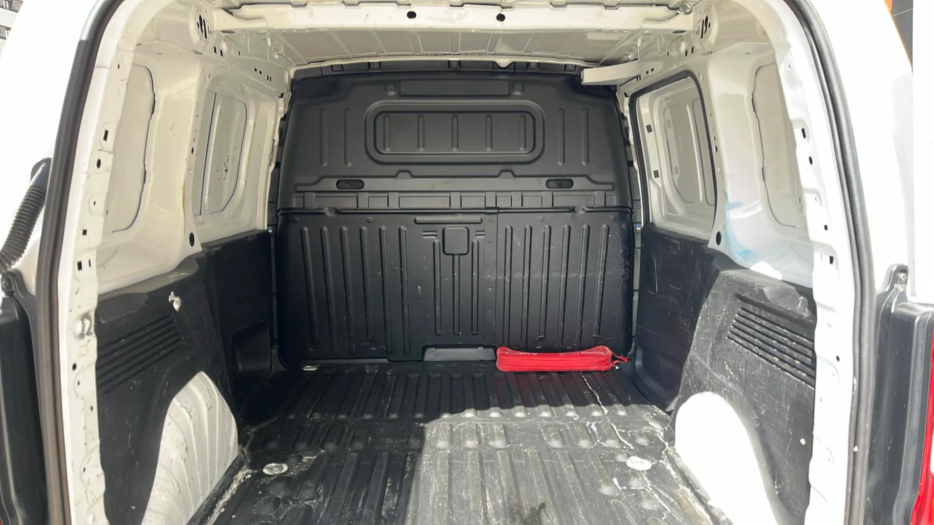 Peugeot Partner Pro Standard 600kg BlueHDi - foto 17