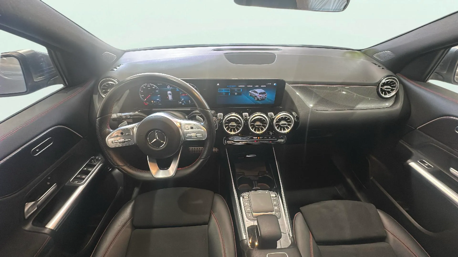 Mercedes-Benz GLA 200 D - foto 16