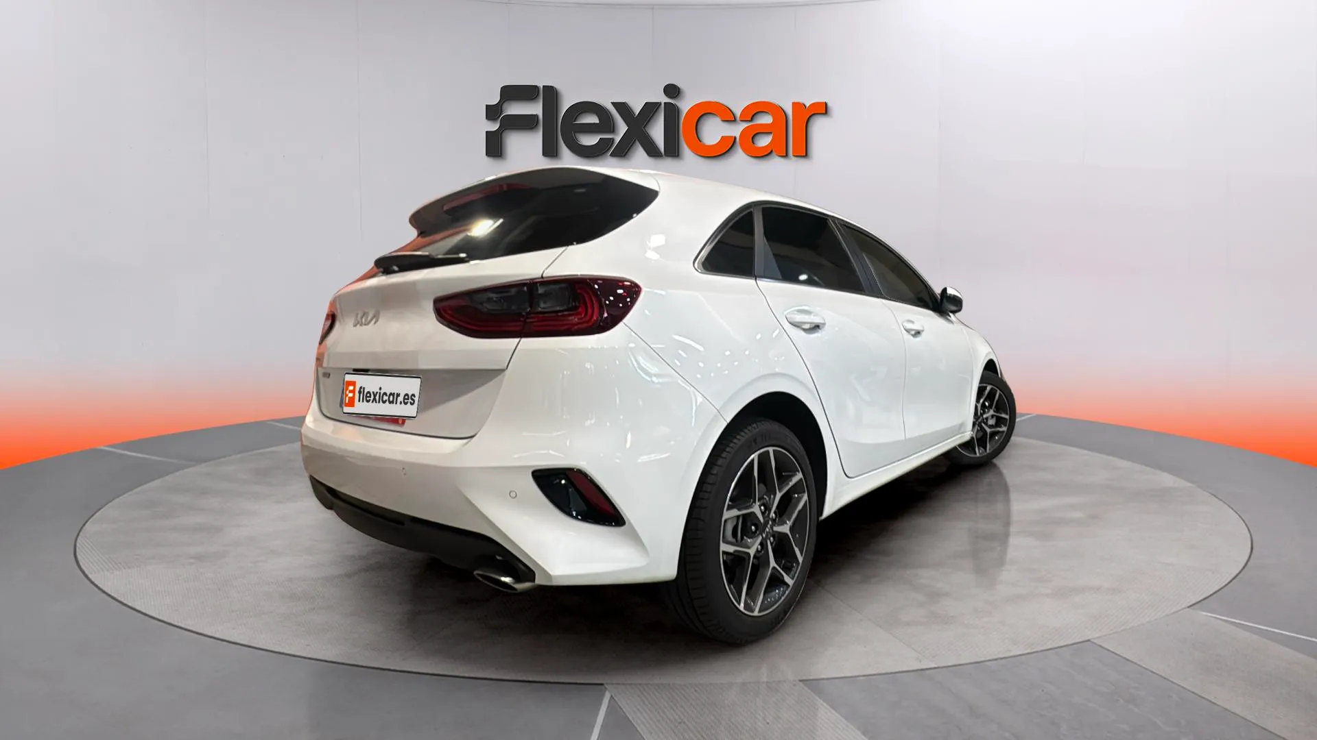 Kia Ceed 1.5 MHEV Tech DCT - foto 7