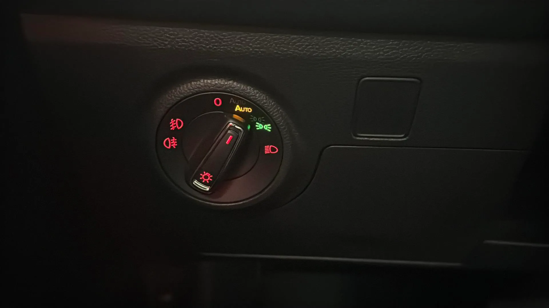 SEAT Arona 1.0 TSI DSG FR Ecomotive - foto 15