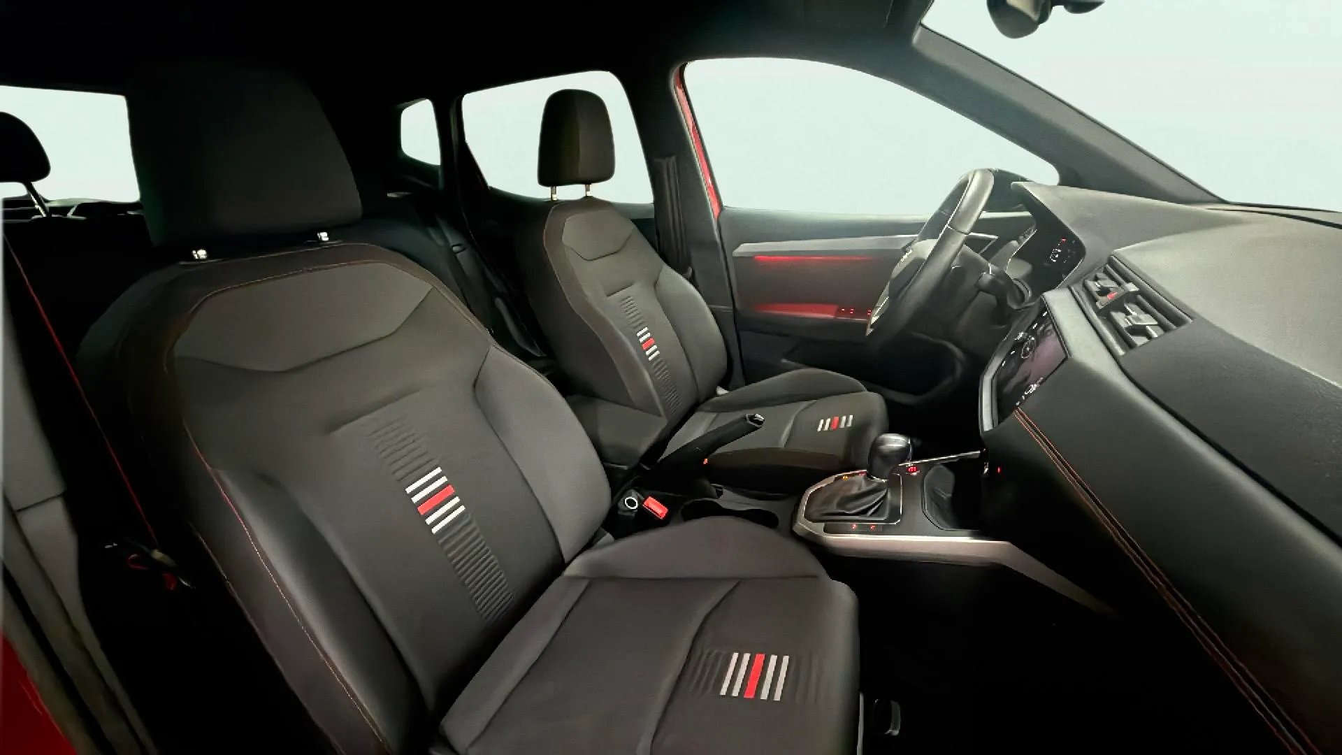 SEAT Arona 1.0 TSI DSG FR Ecomotive - foto 11