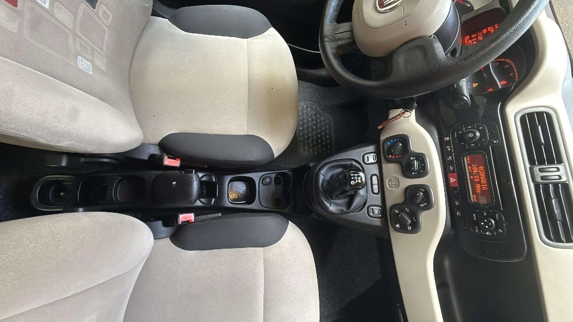 Fiat Panda 0,9 Lounge TwinAir EU6 - foto 10