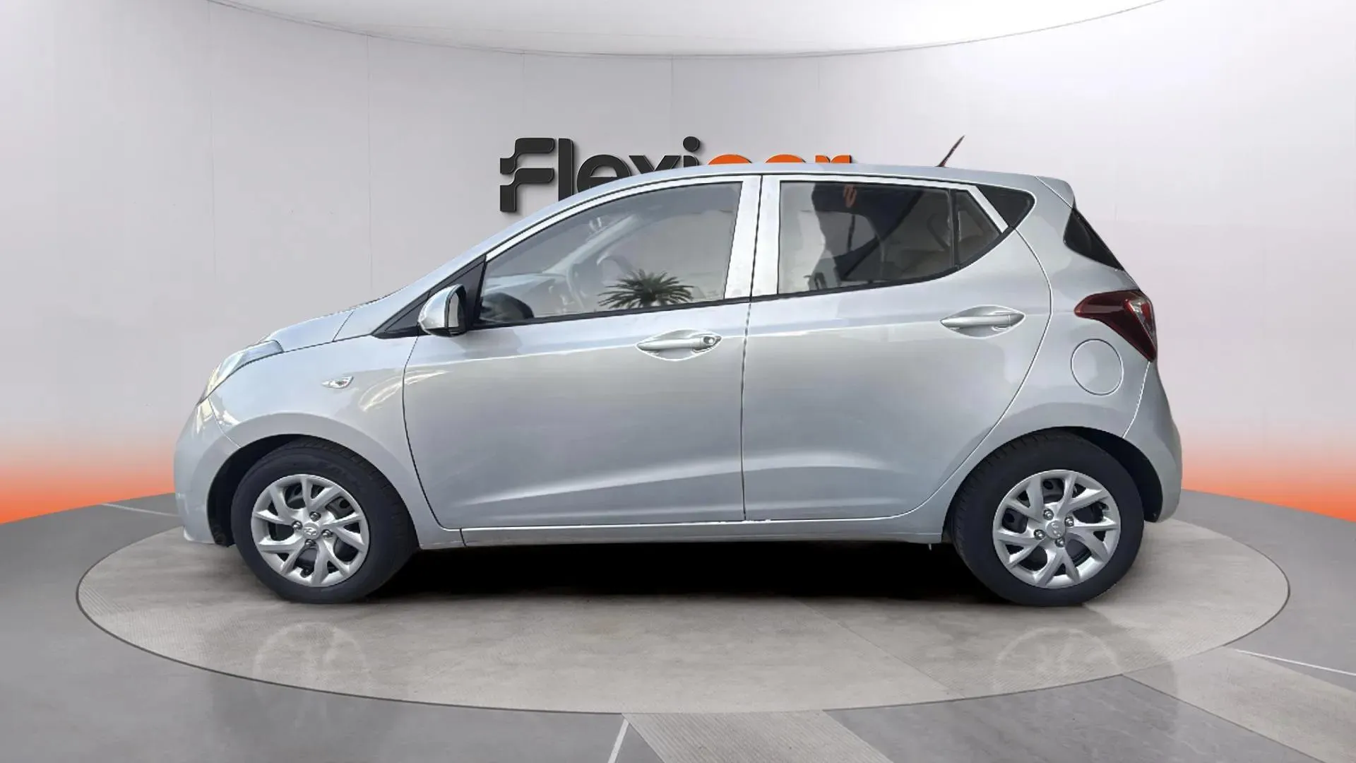 Hyundai i10 1.0 Klass - foto 5