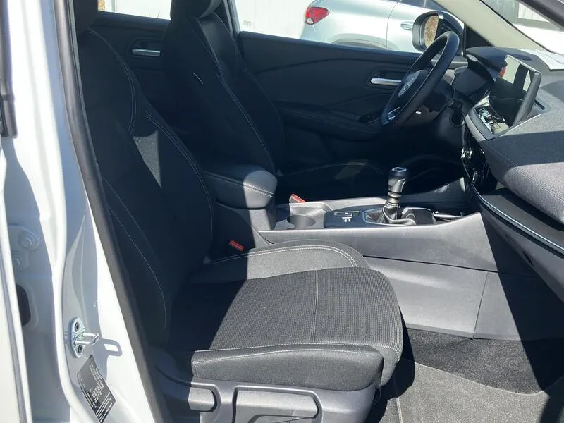 Nissan Qashqai DIG-T mHEV 4x2 Acenta - foto 29