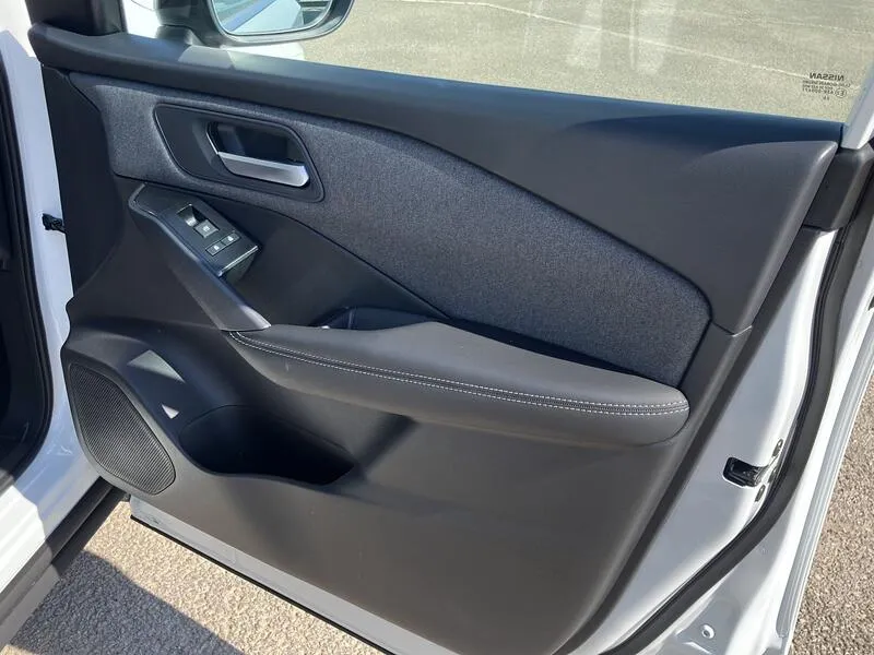 Nissan Qashqai DIG-T mHEV 4x2 Acenta - foto 27